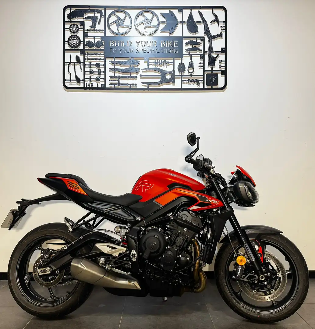 Triumph Street Triple 765 Oranj - 1