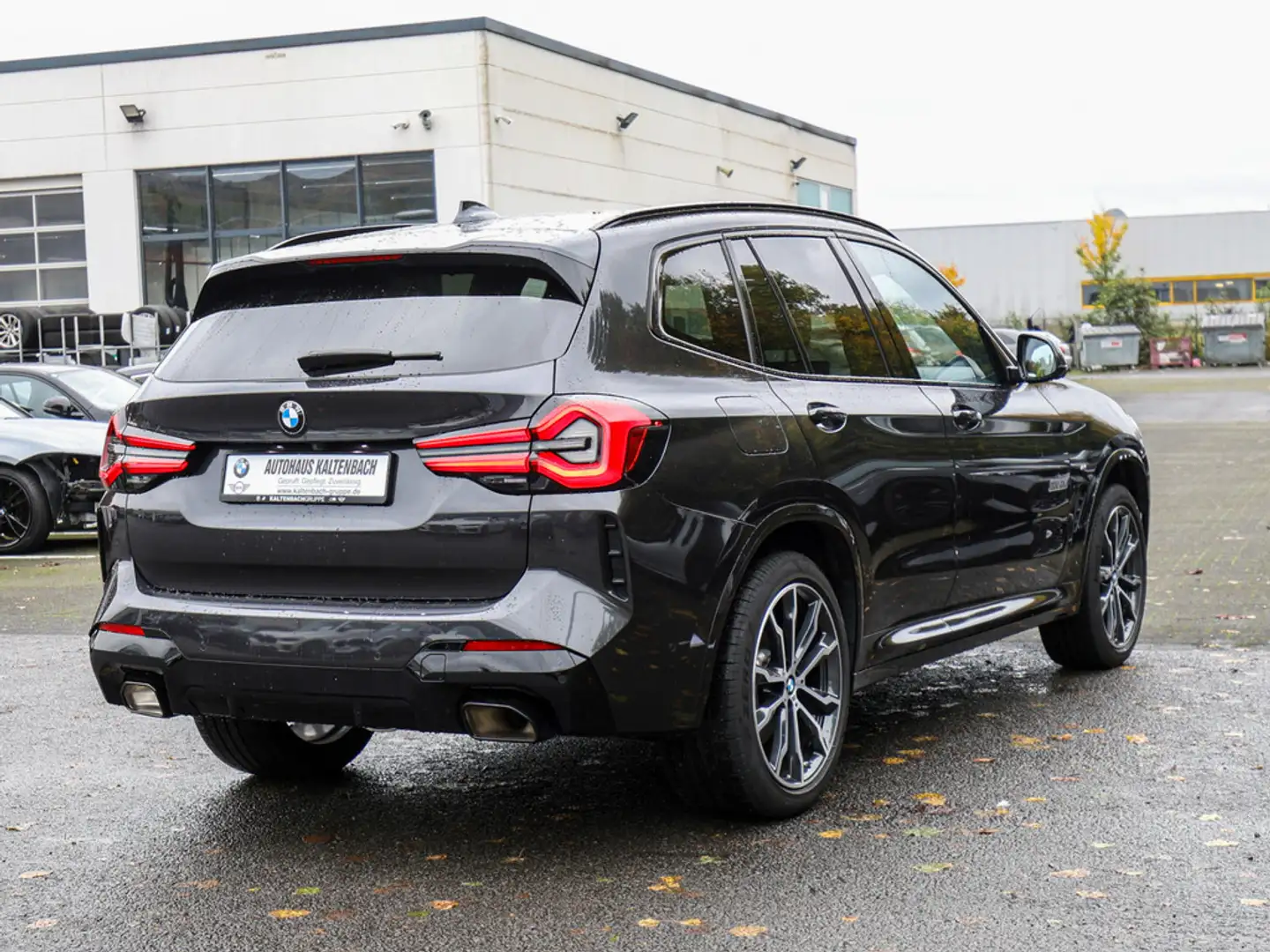 BMW X3 xDrive30i M-Sport FACEL. AHK HUD 360° LED Gris - 2