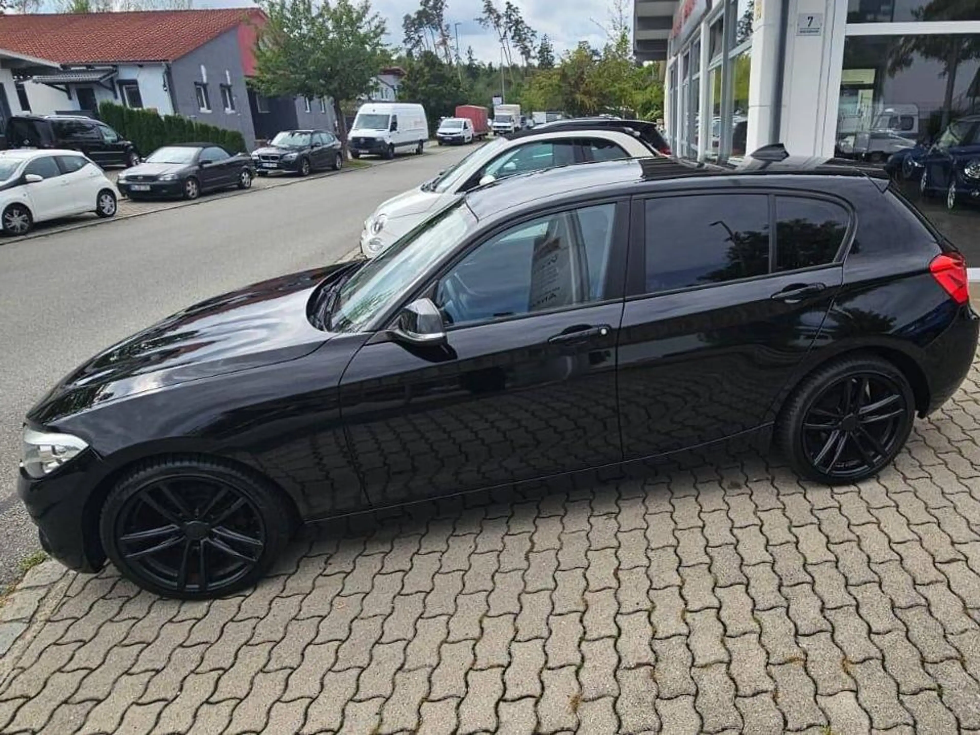 BMW 116 116 i — photo 9