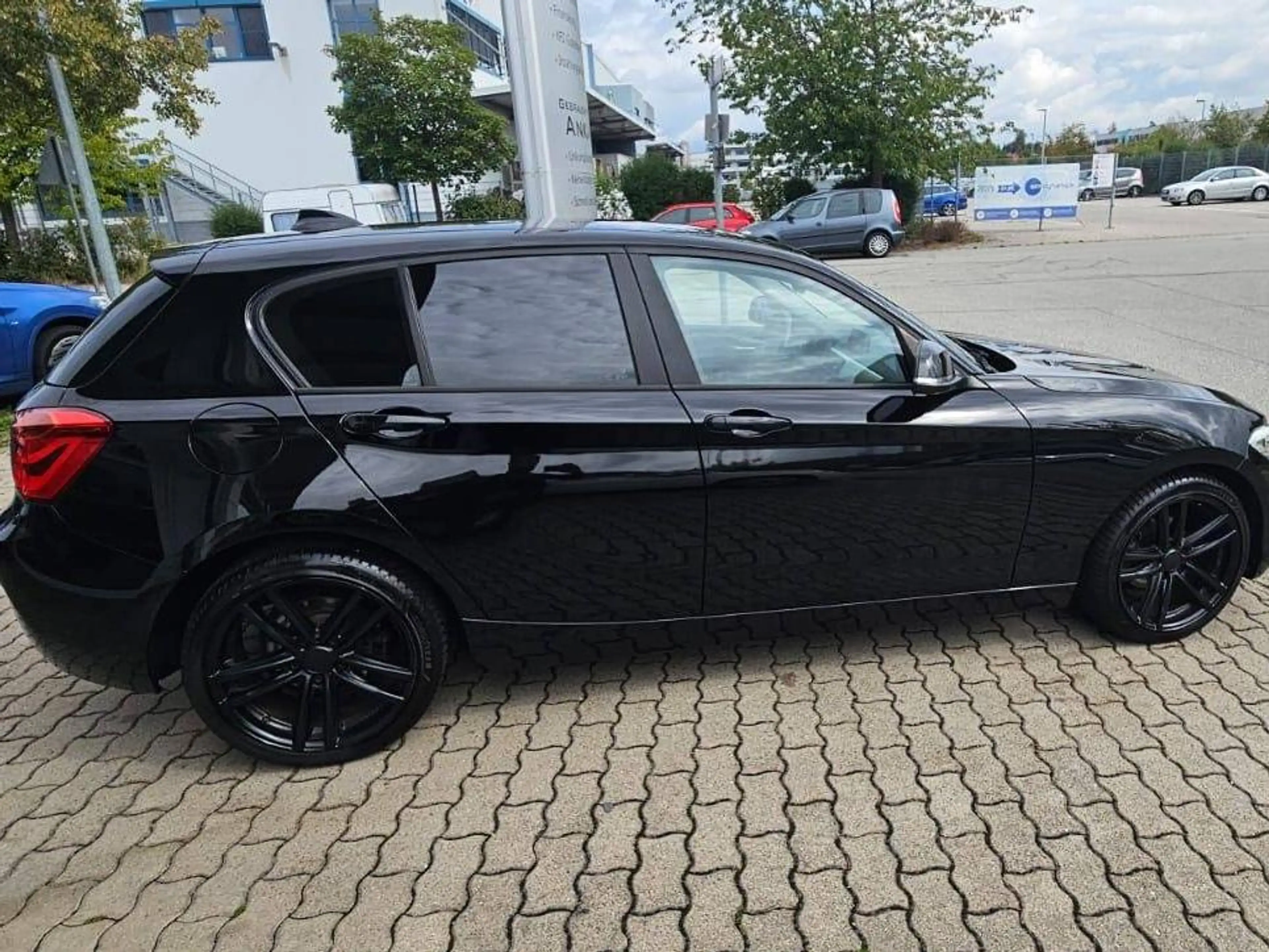 BMW 116 116 i — photo 8