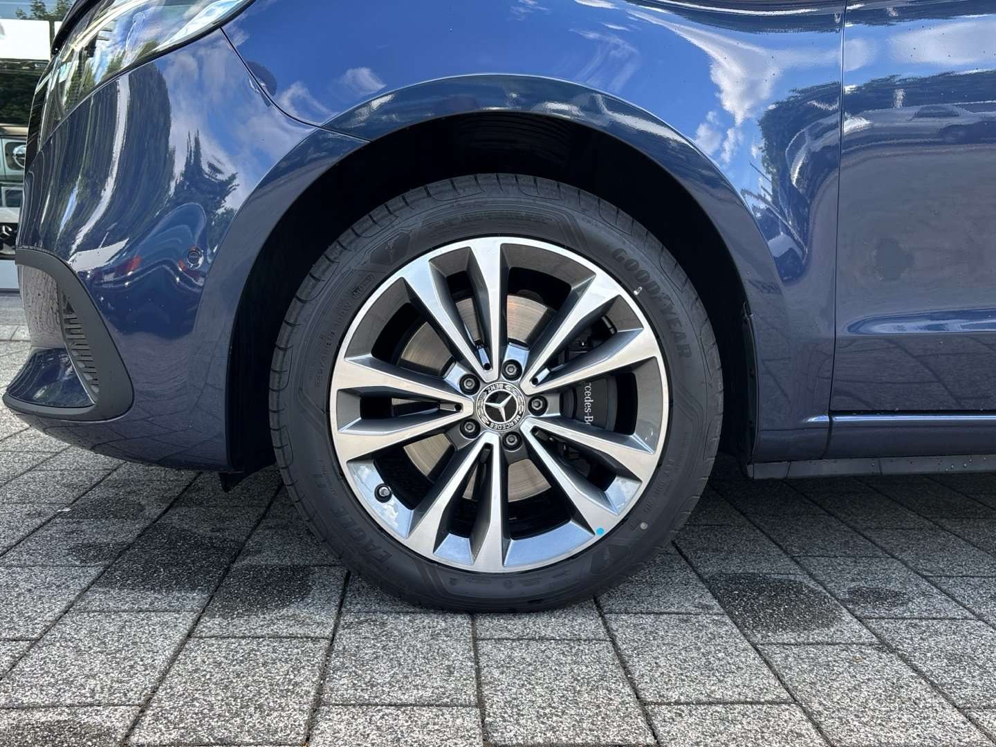 Mercedes-Benz V 300