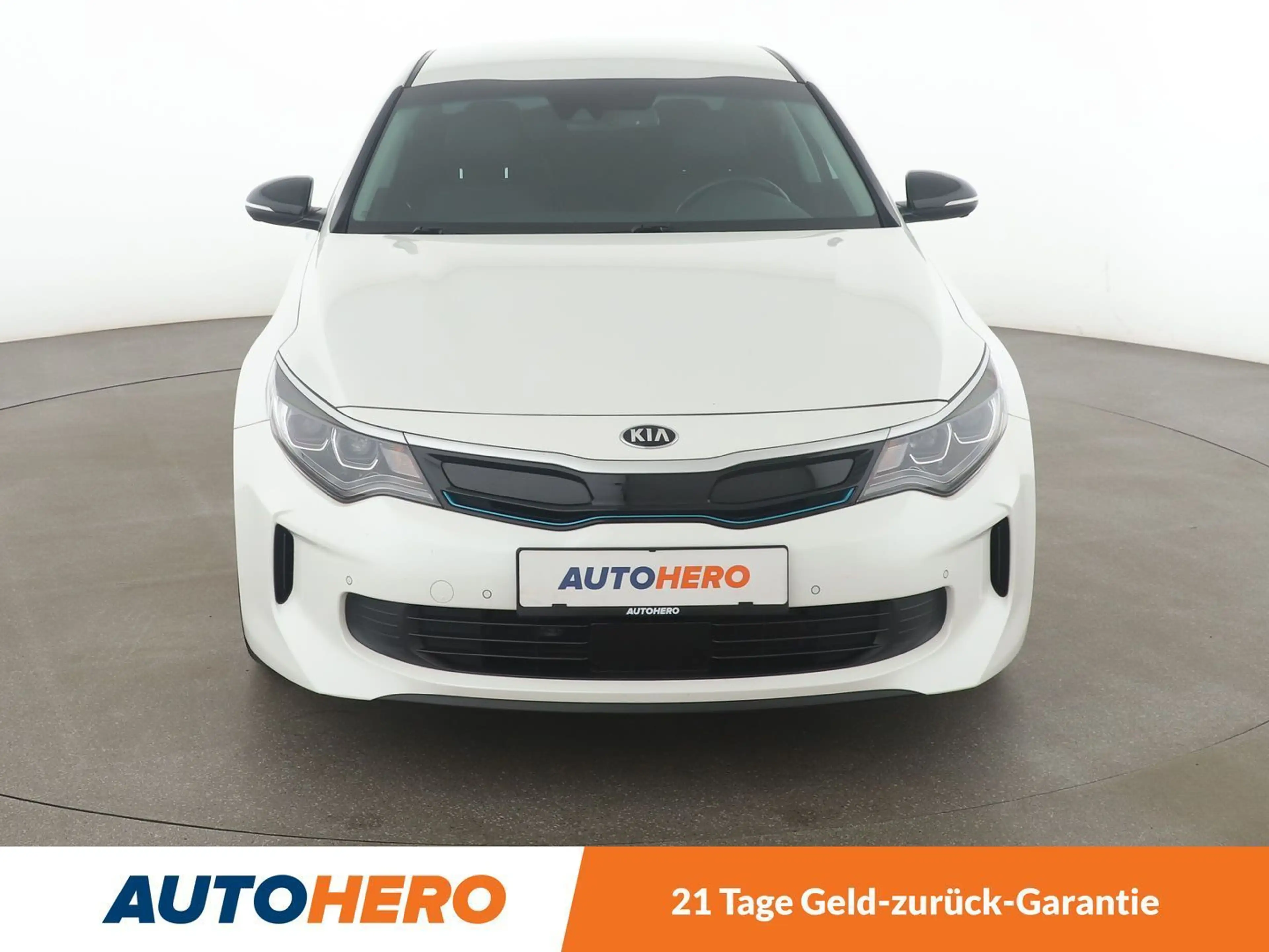 Kia Optima 2.0 Spirit Hybrid Aut.*NAVI*BI-XENON*ACC*CAM*PDC* — photo 9