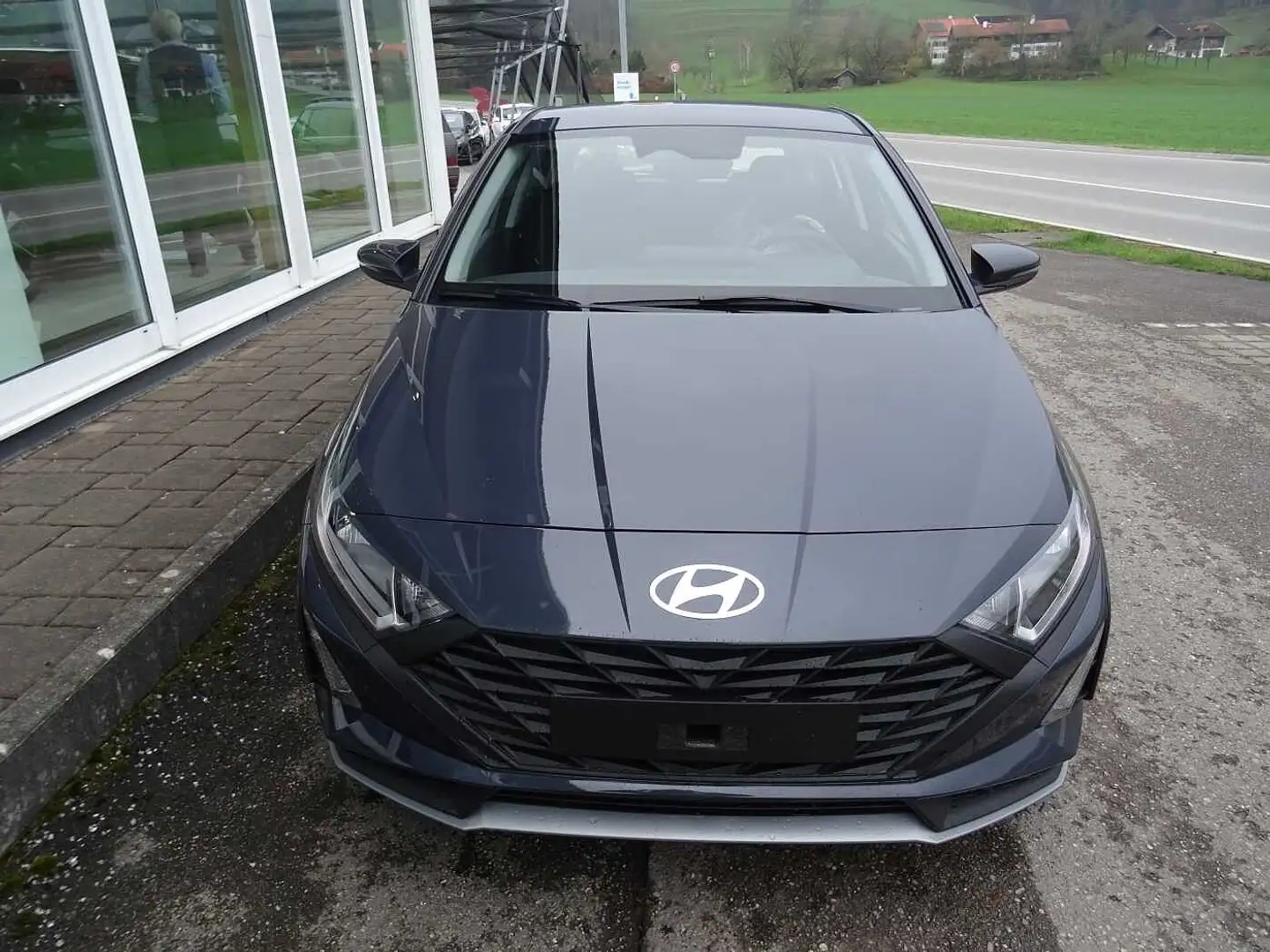 Hyundai i20 1.2 M/T, Select Grau - 2