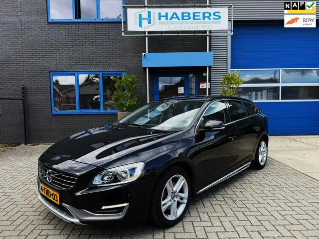 Volvo V60 1.6 T3 Momentum 150PK|Origineel NL|Navi|Led|Adapti