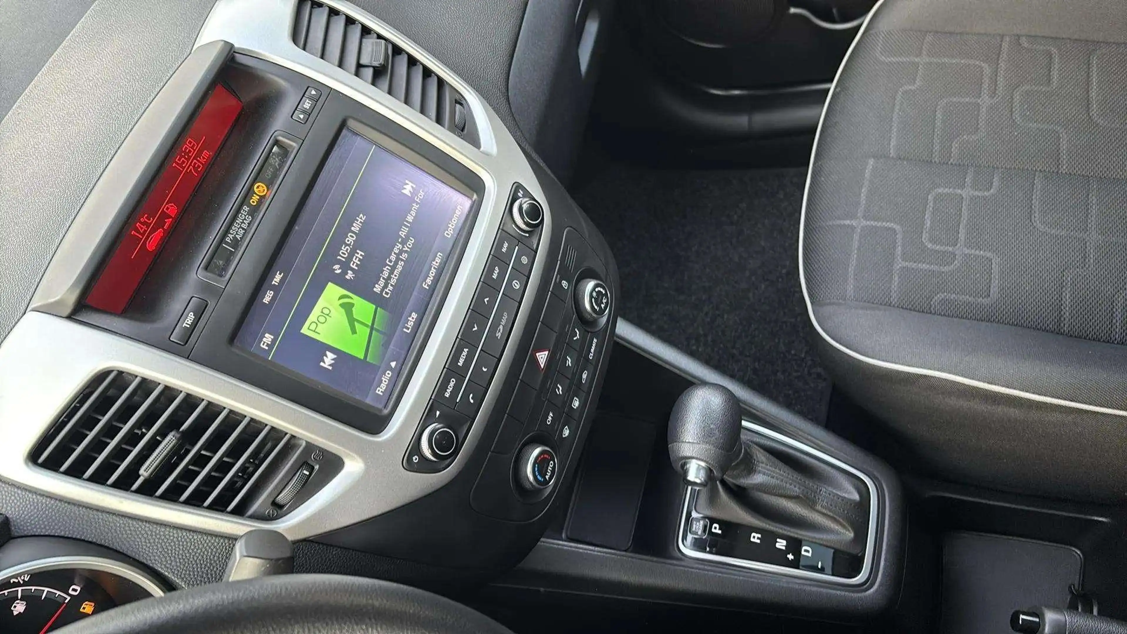 Kia Venga Automatik*Kamera*HU/AU Neu*Navi*Schiebe-D*Temp. — photo 10