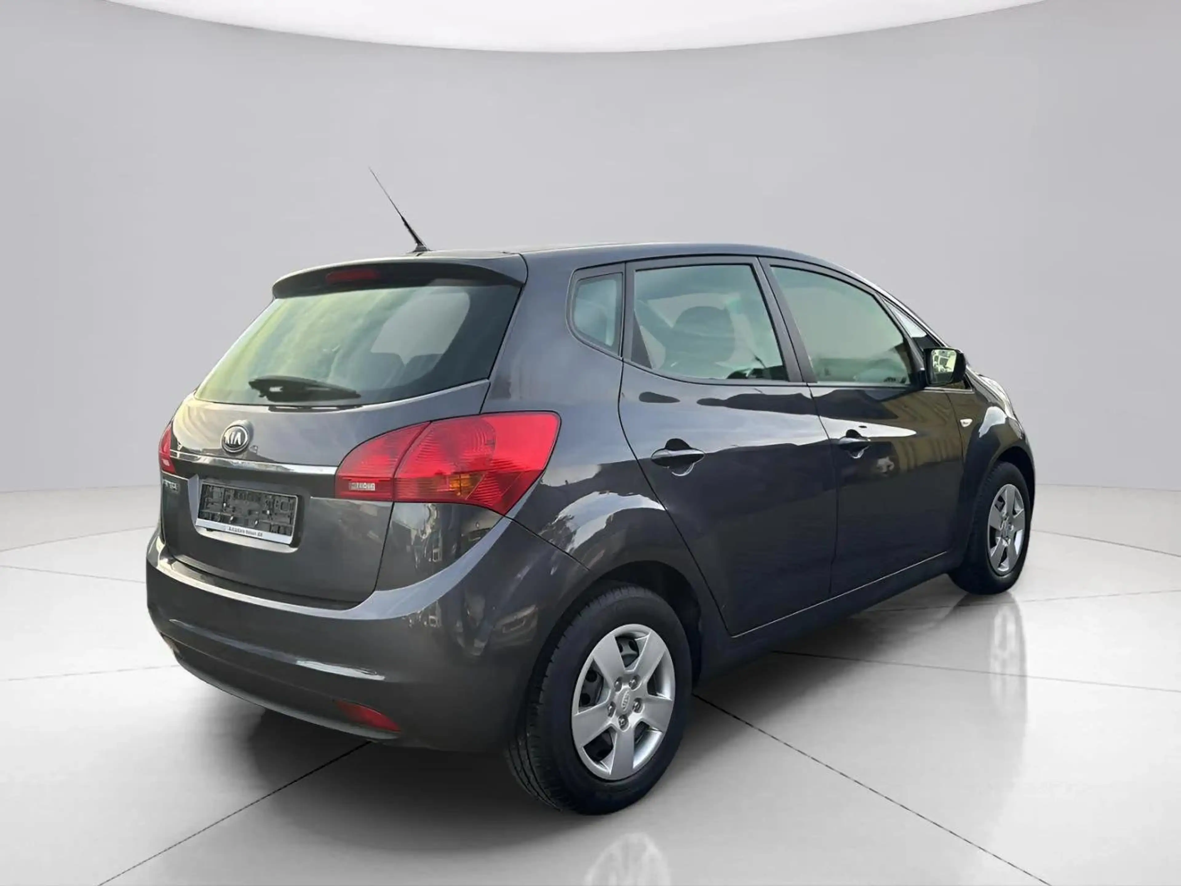 Kia Venga Automatik*Kamera*HU/AU Neu*Navi*Schiebe-D*Temp. — photo 5