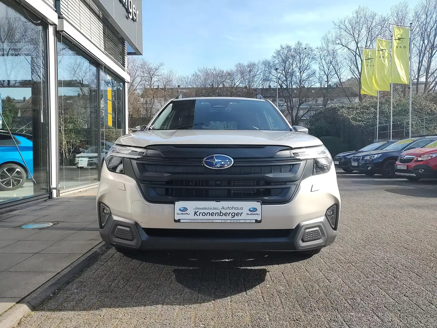 Subaru Forester 2.0ie e-BOXER Exclusive Oro - 2