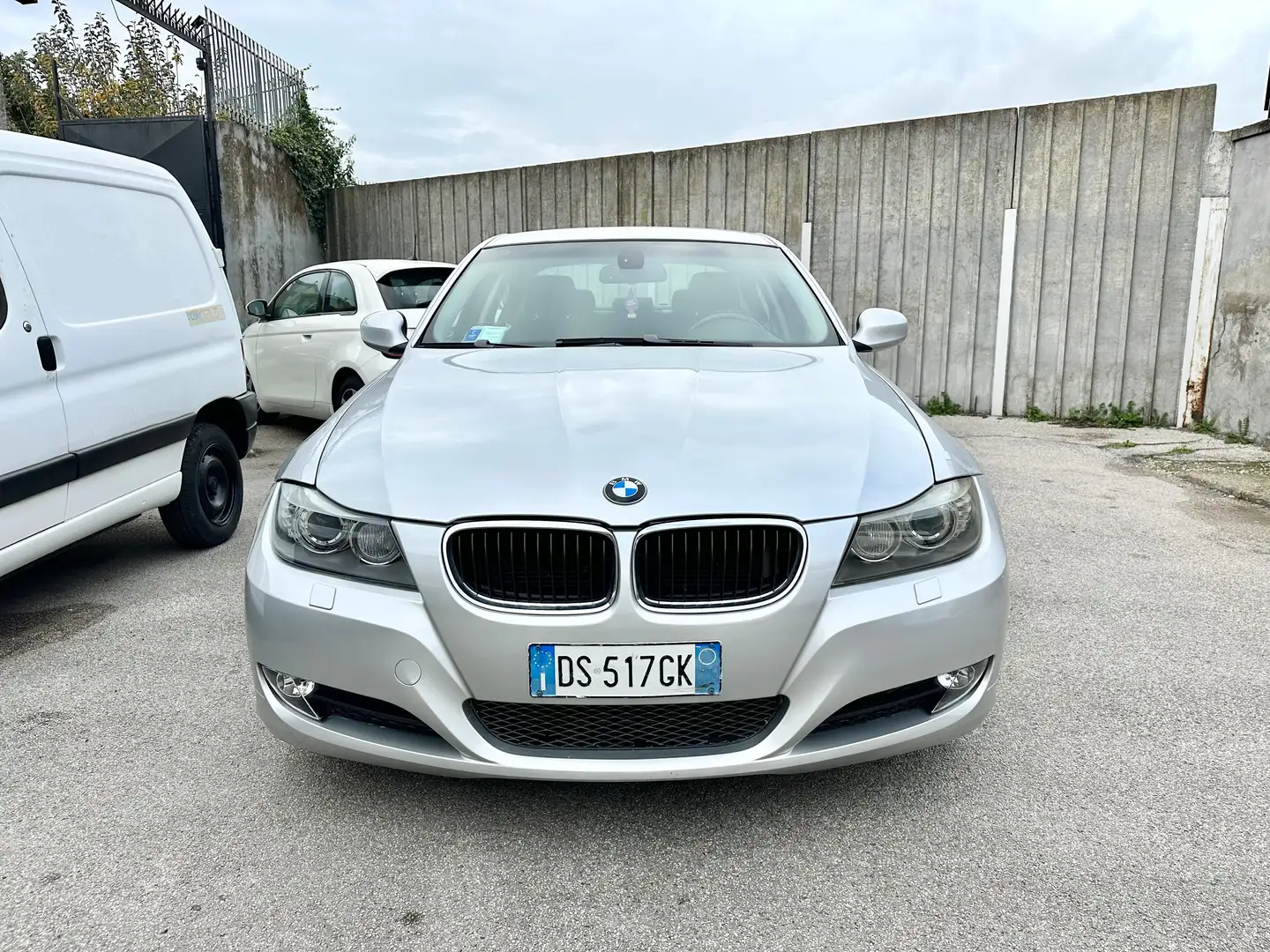 BMW 320 320d Futura FL Argento - 2