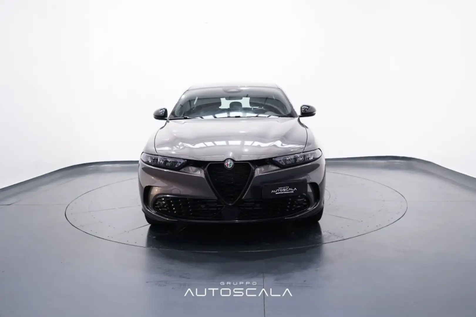 Alfa Romeo Tonale 1.6 diesel 130cv My24 TCT6 Sprint Gris - 2