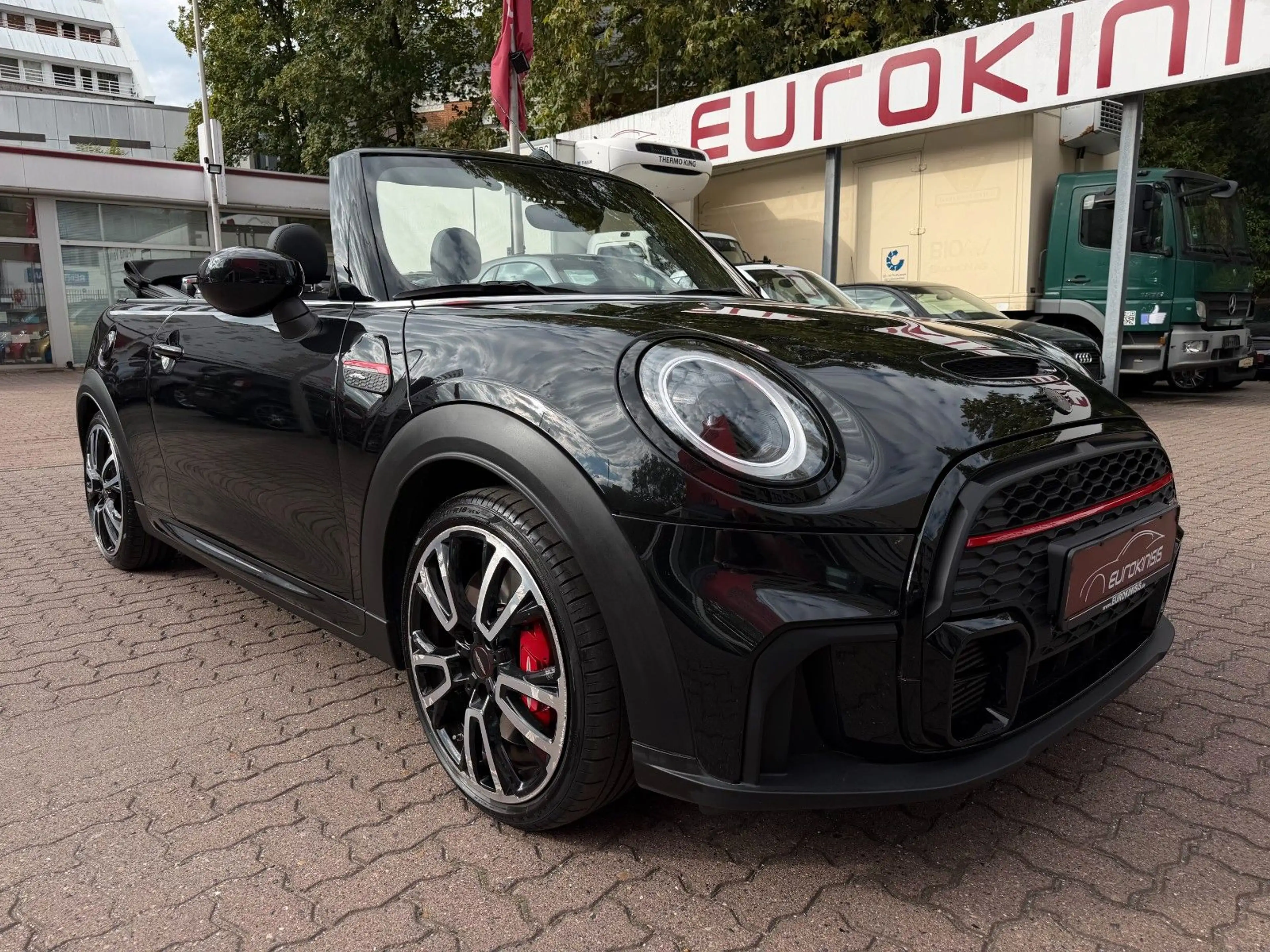 MINI John Cooper Works Cabrio JohnCooperWorks Trim Cabrio*LEDER*SHZ*NAVI*PTS* — photo 8