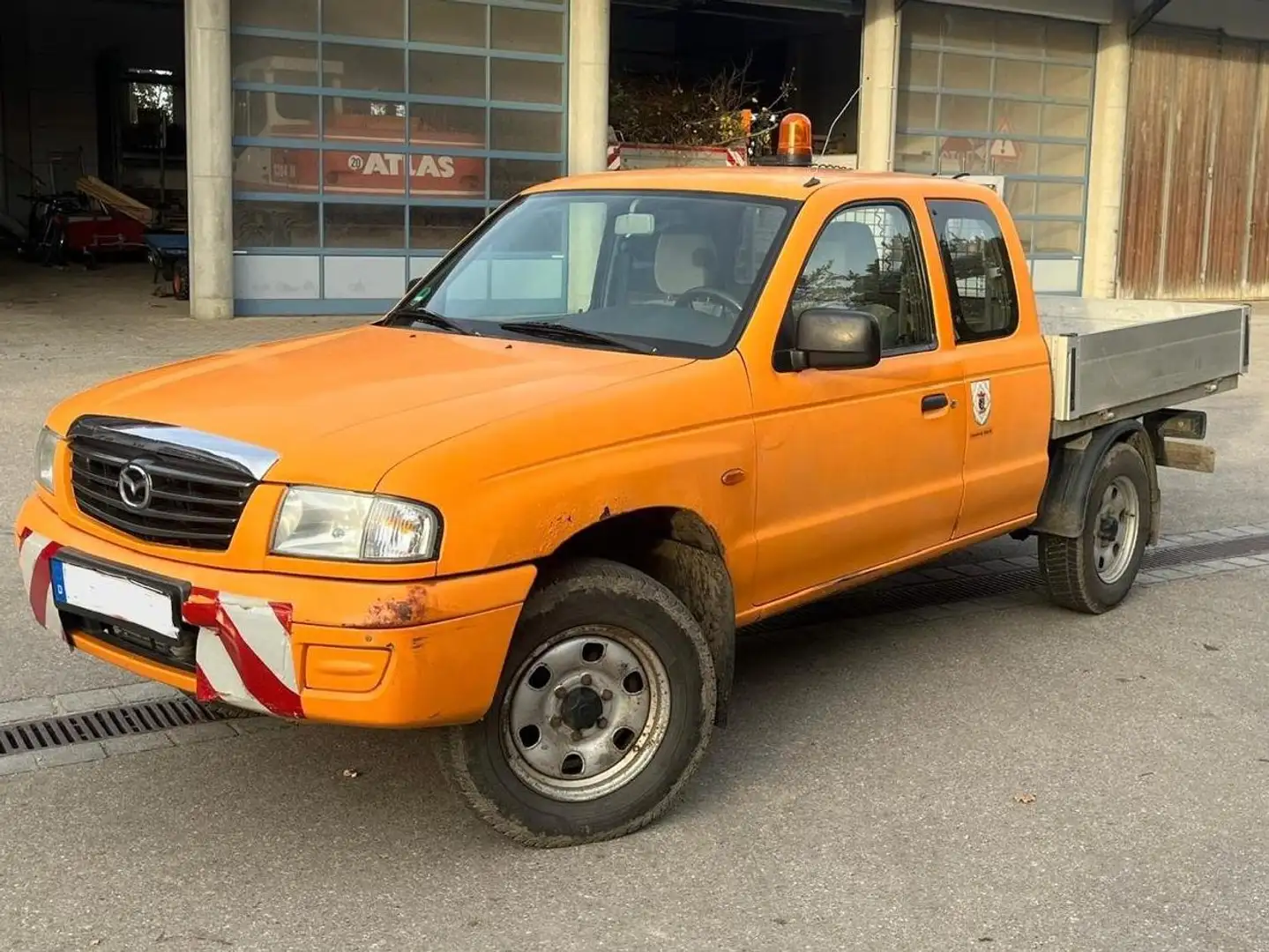 Mazda B Series B 2500 Pick Up 4WD SDX Orange - 1