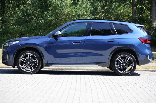 BMW X1 view 2