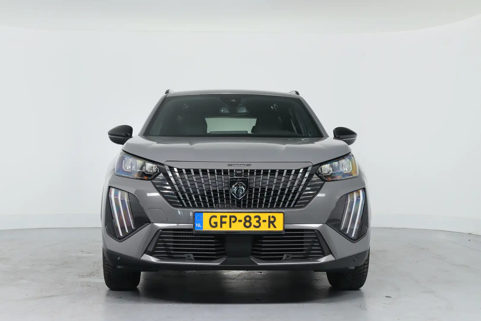 Peugeot 2008 1.2 PureTech 100 Allure | Keyless | 360 Camera | C Gris - 2