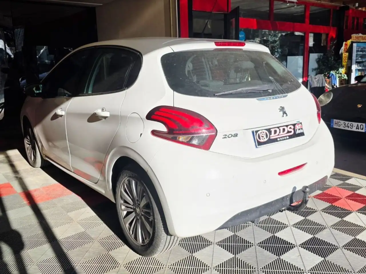 Peugeot 208 208 — photo 6