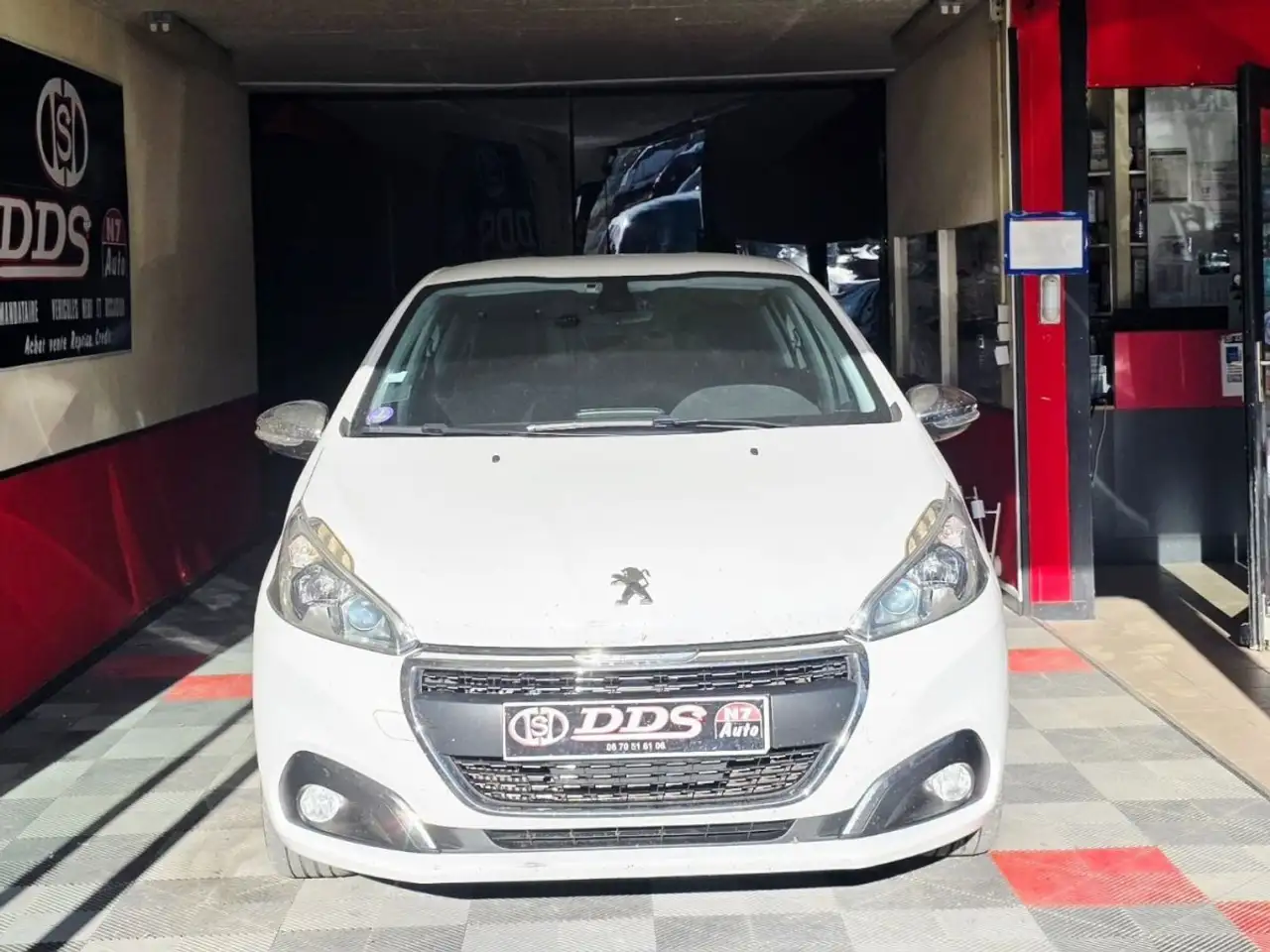 Peugeot 208 208 — photo 8