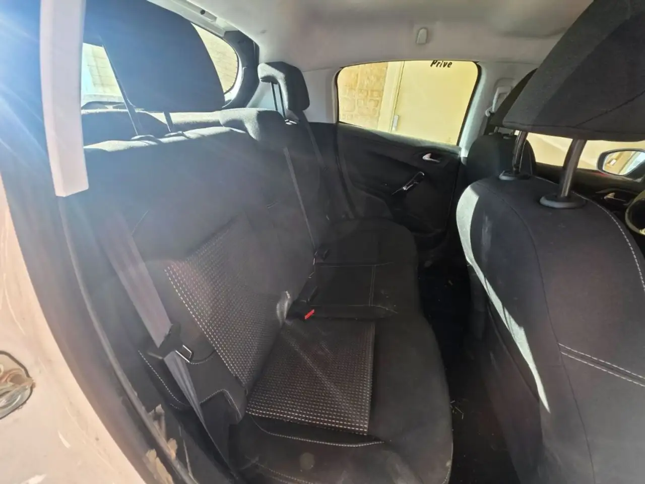 Peugeot 208 208 — photo 19