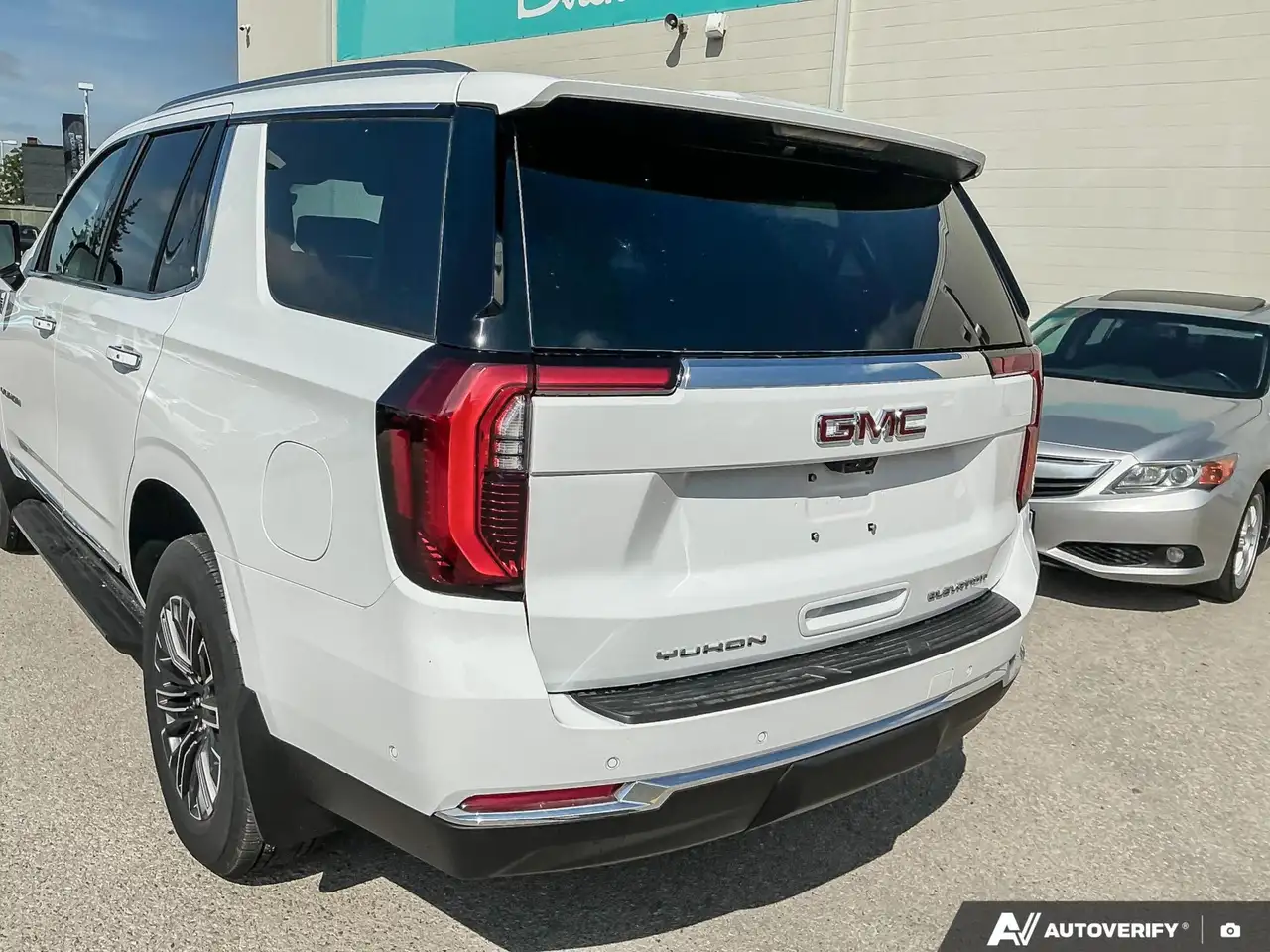 GMC Yukon photo GMC Yukon