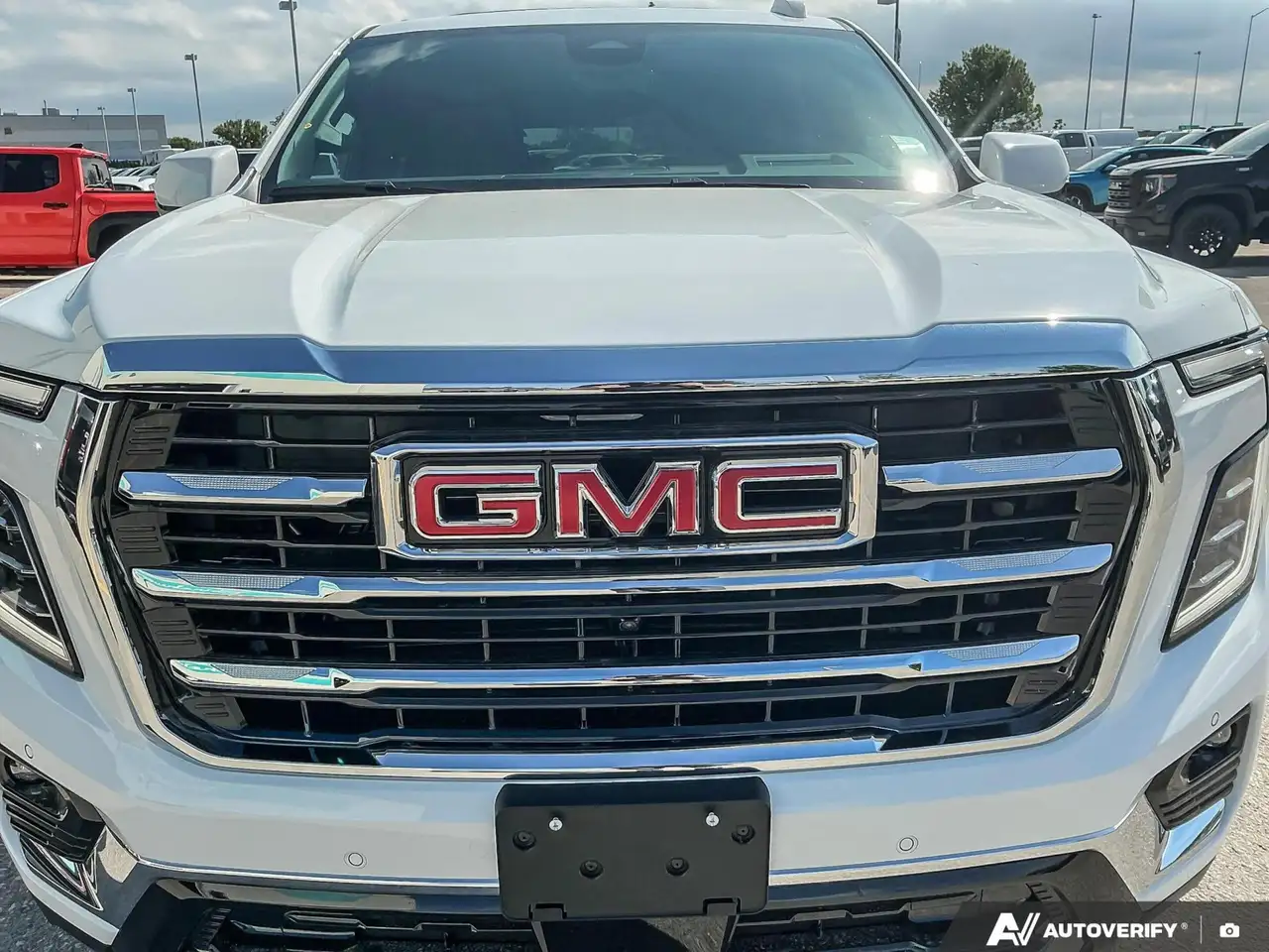 GMC Yukon photo GMC Yukon