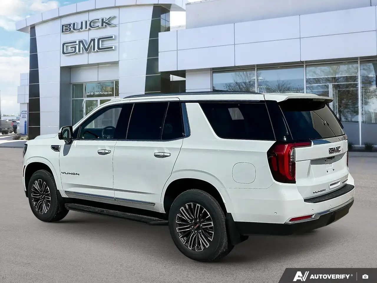 GMC Yukon photo GMC Yukon
