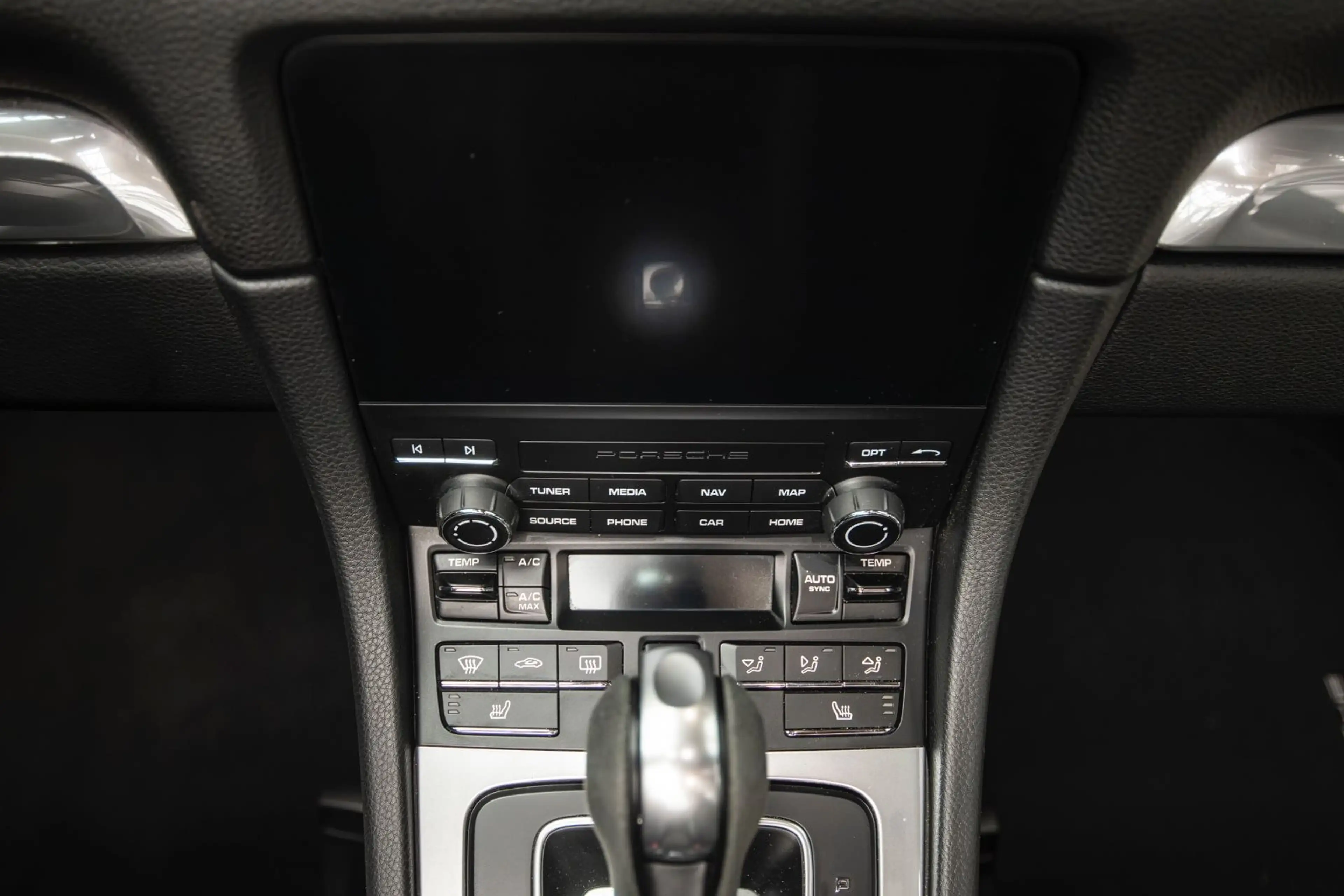 Porsche Boxster GTS 4.0 - PDK - Bose - SHZ - PDLS - PASM — photo 40