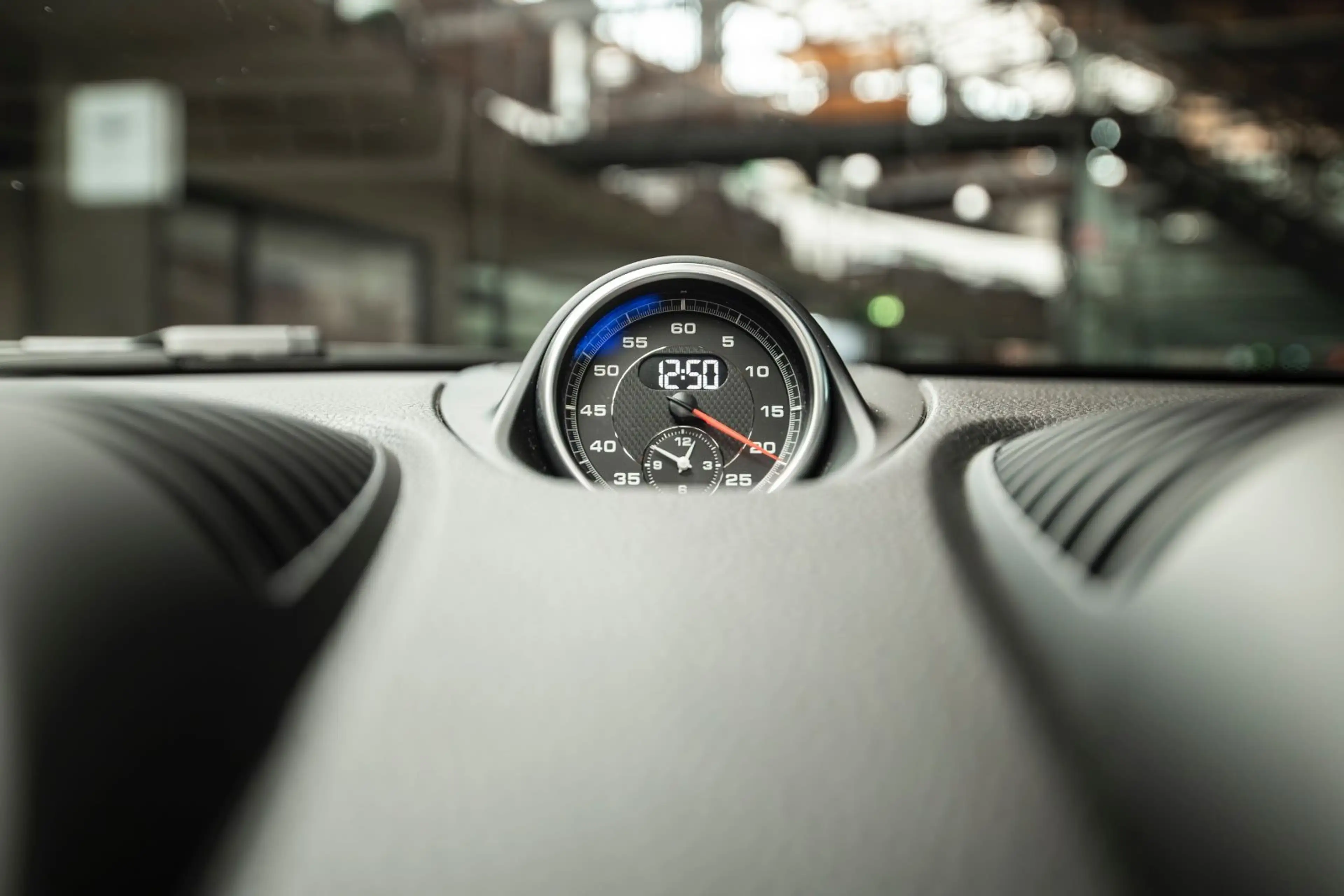 Porsche Boxster GTS 4.0 - PDK - Bose - SHZ - PDLS - PASM — photo 39