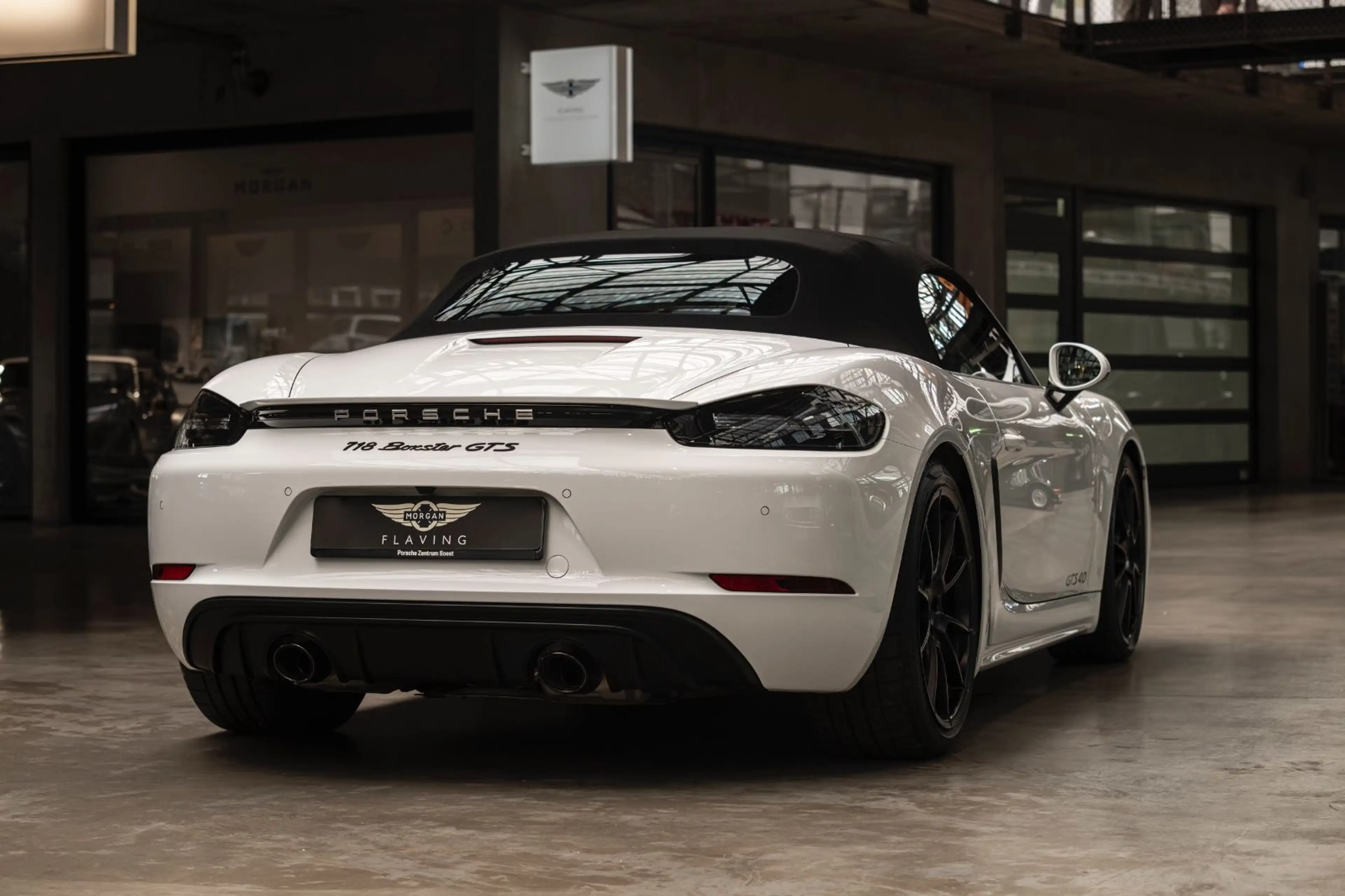 Porsche Boxster GTS 4.0 - PDK - Bose - SHZ - PDLS - PASM — photo 18