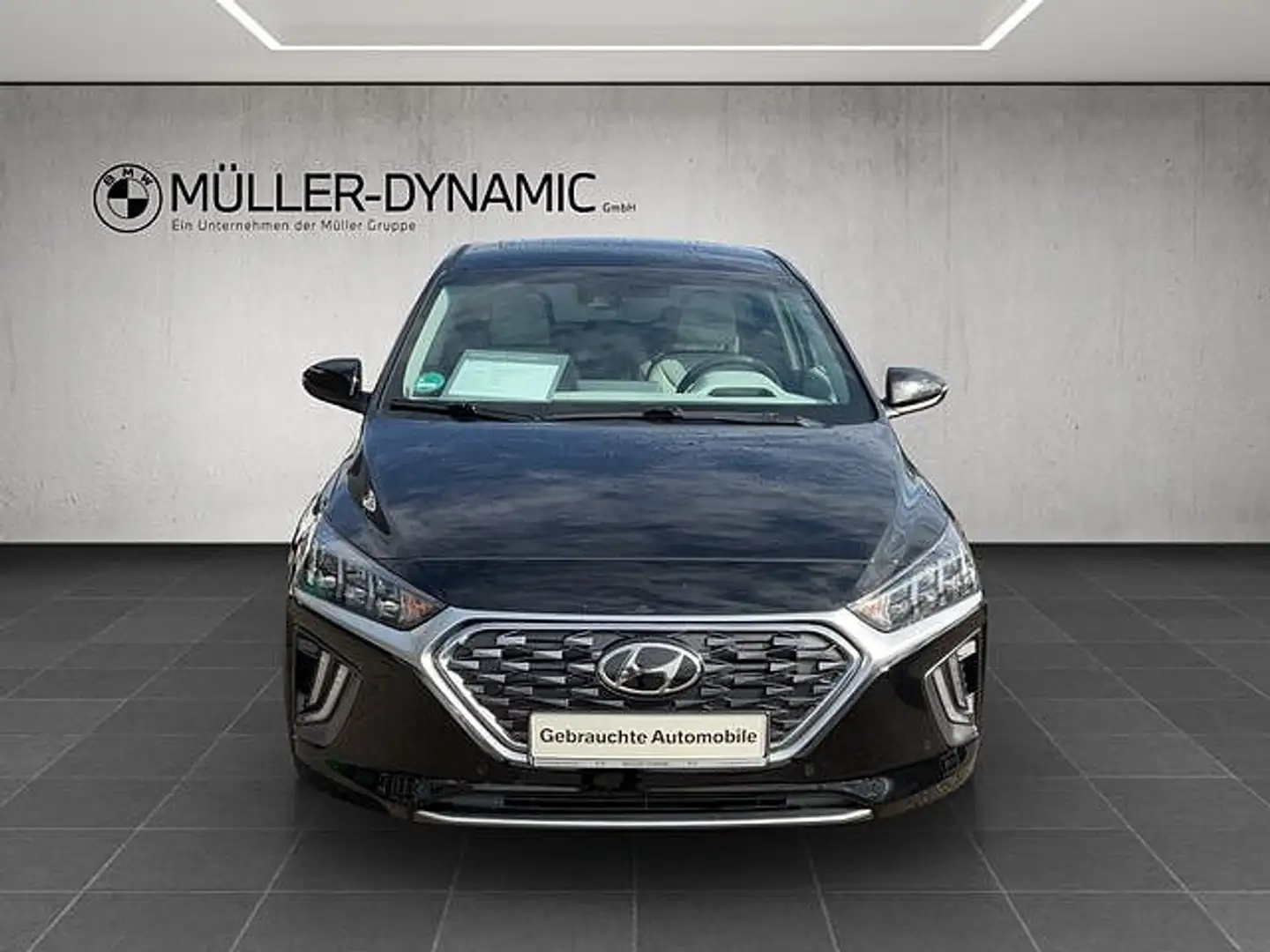Hyundai IONIQ Hybrid 1.6 GDI Premium Zwart - 2