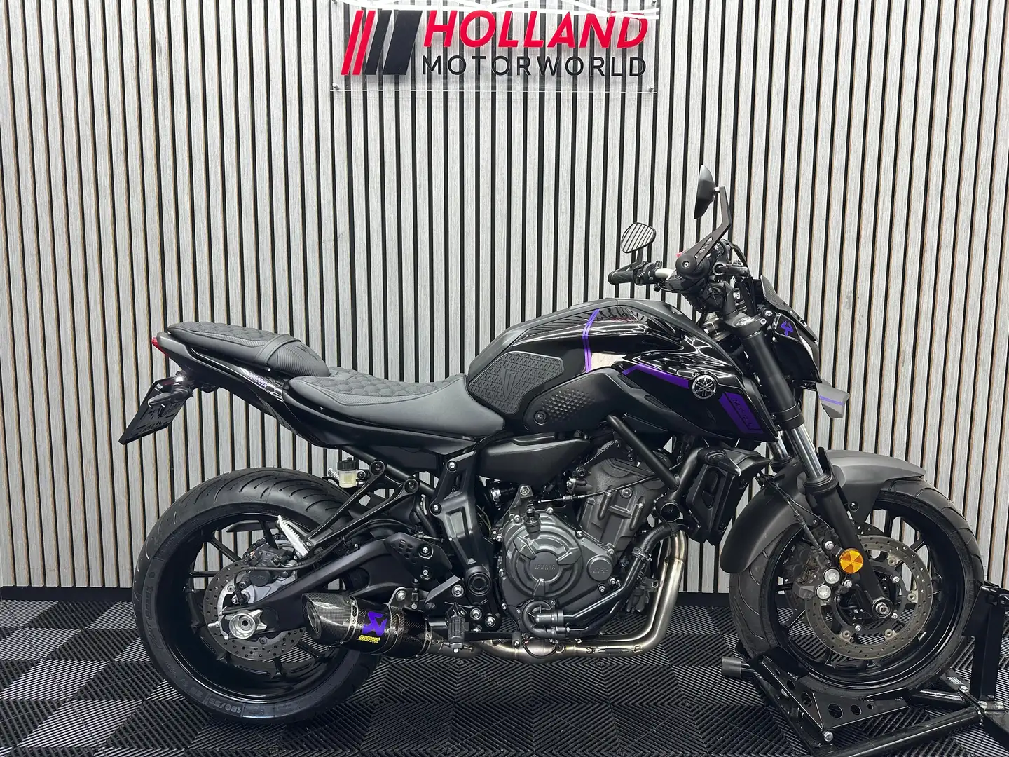 Yamaha MT-07 Paars - 1