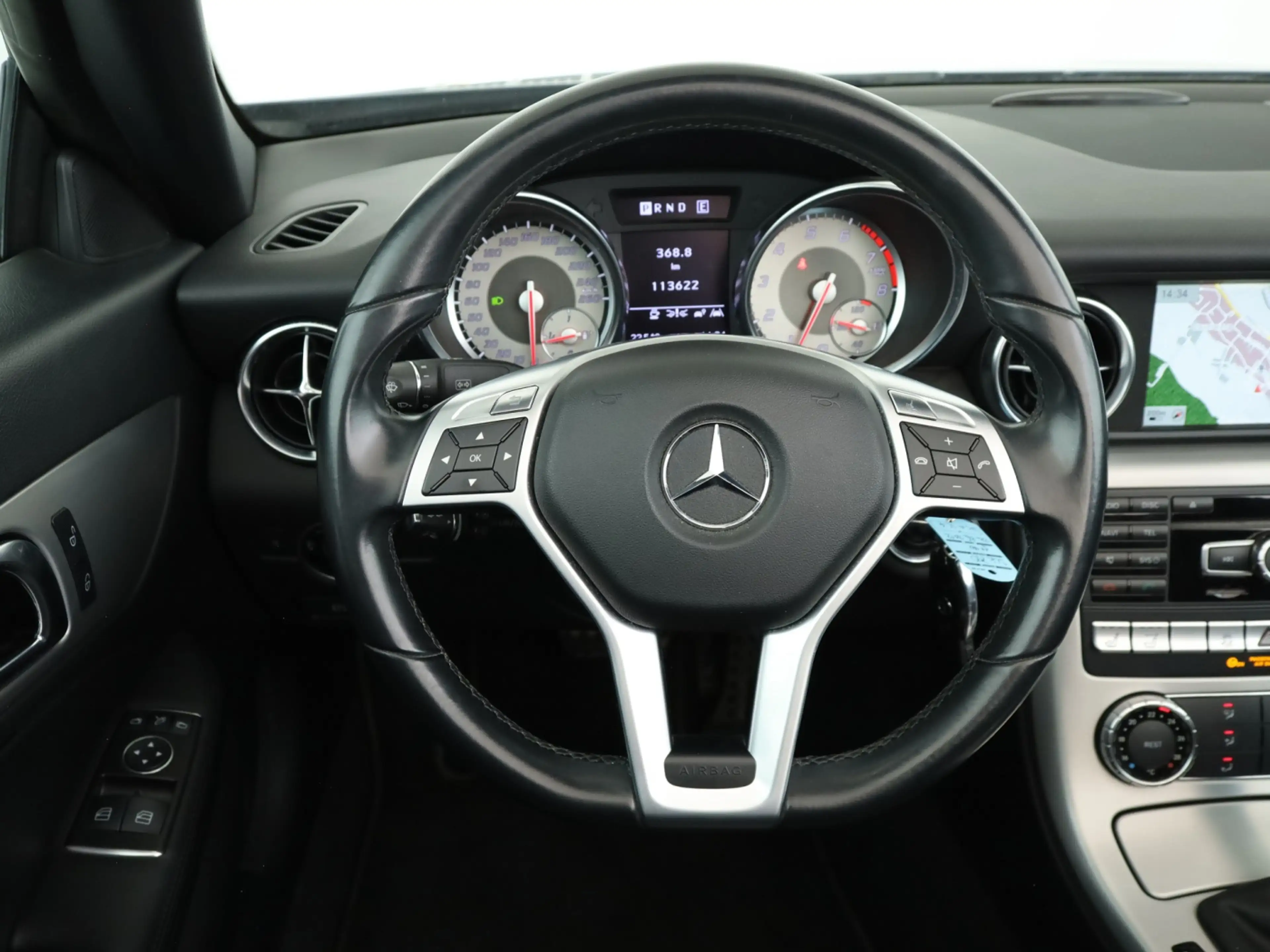 Mercedes-Benz SLK 250 Airscarf*Leder*Bi-Xenon + ILS*Comand*SHZ — photo 11