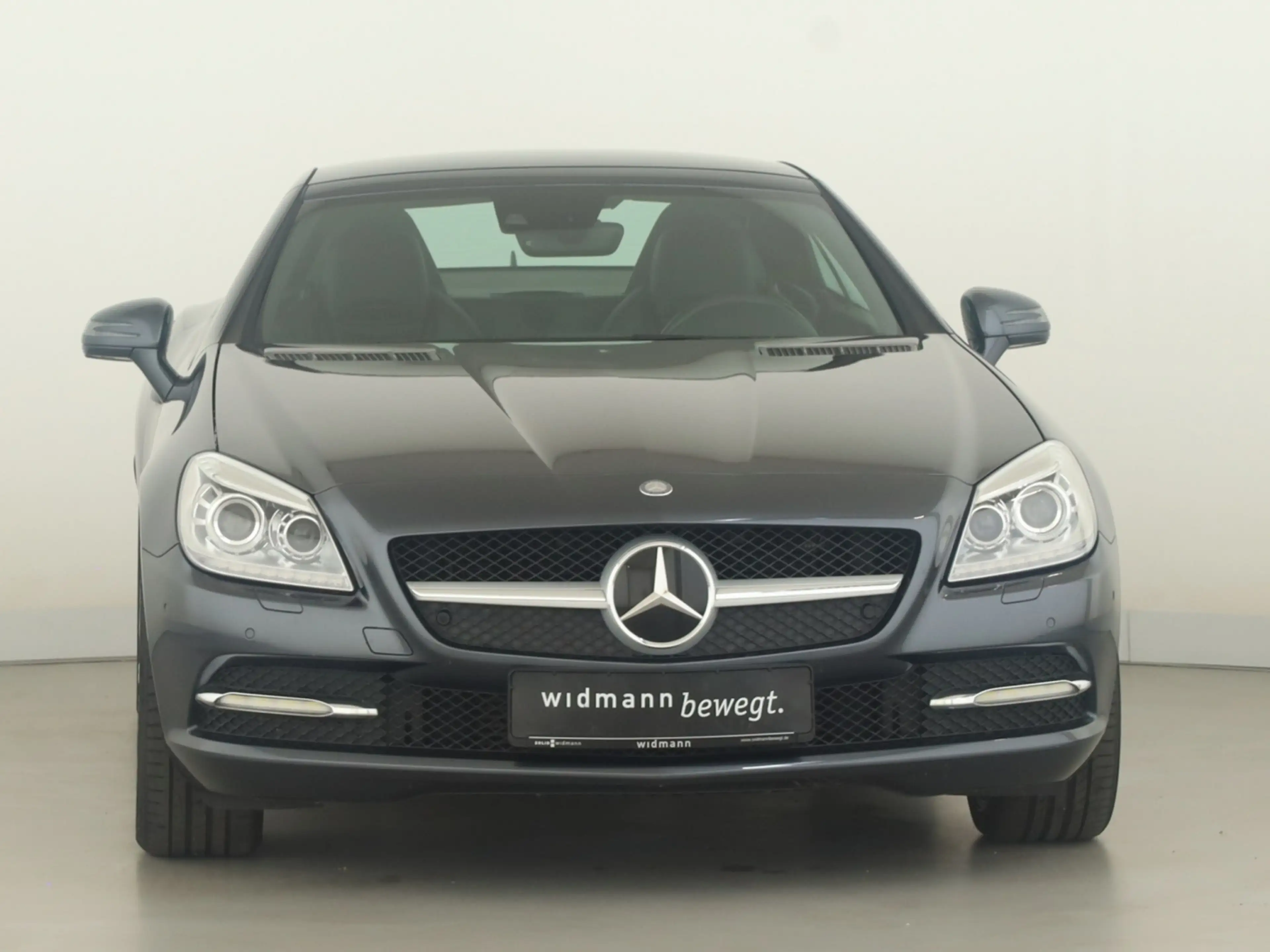 Mercedes-Benz SLK 250 Airscarf*Leder*Bi-Xenon + ILS*Comand*SHZ — photo 3