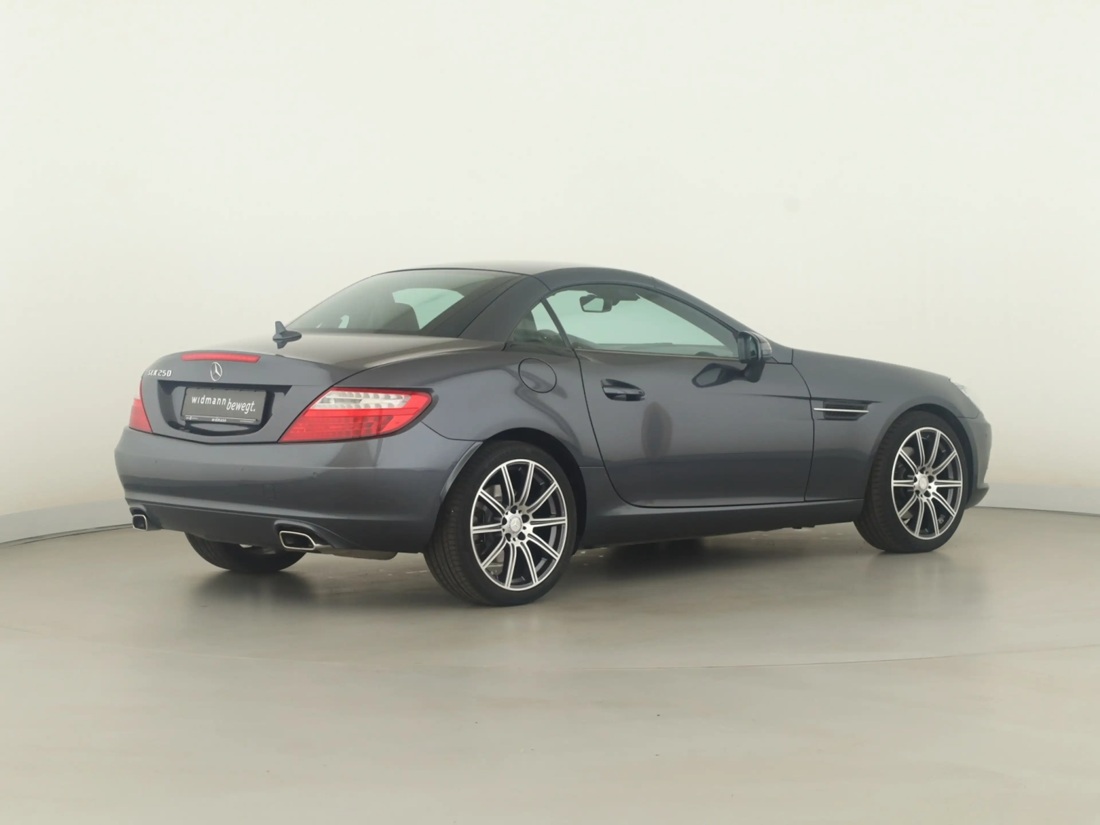 Mercedes-Benz SLK 250 Airscarf*Leder*Bi-Xenon + ILS*Comand*SHZ — photo 6