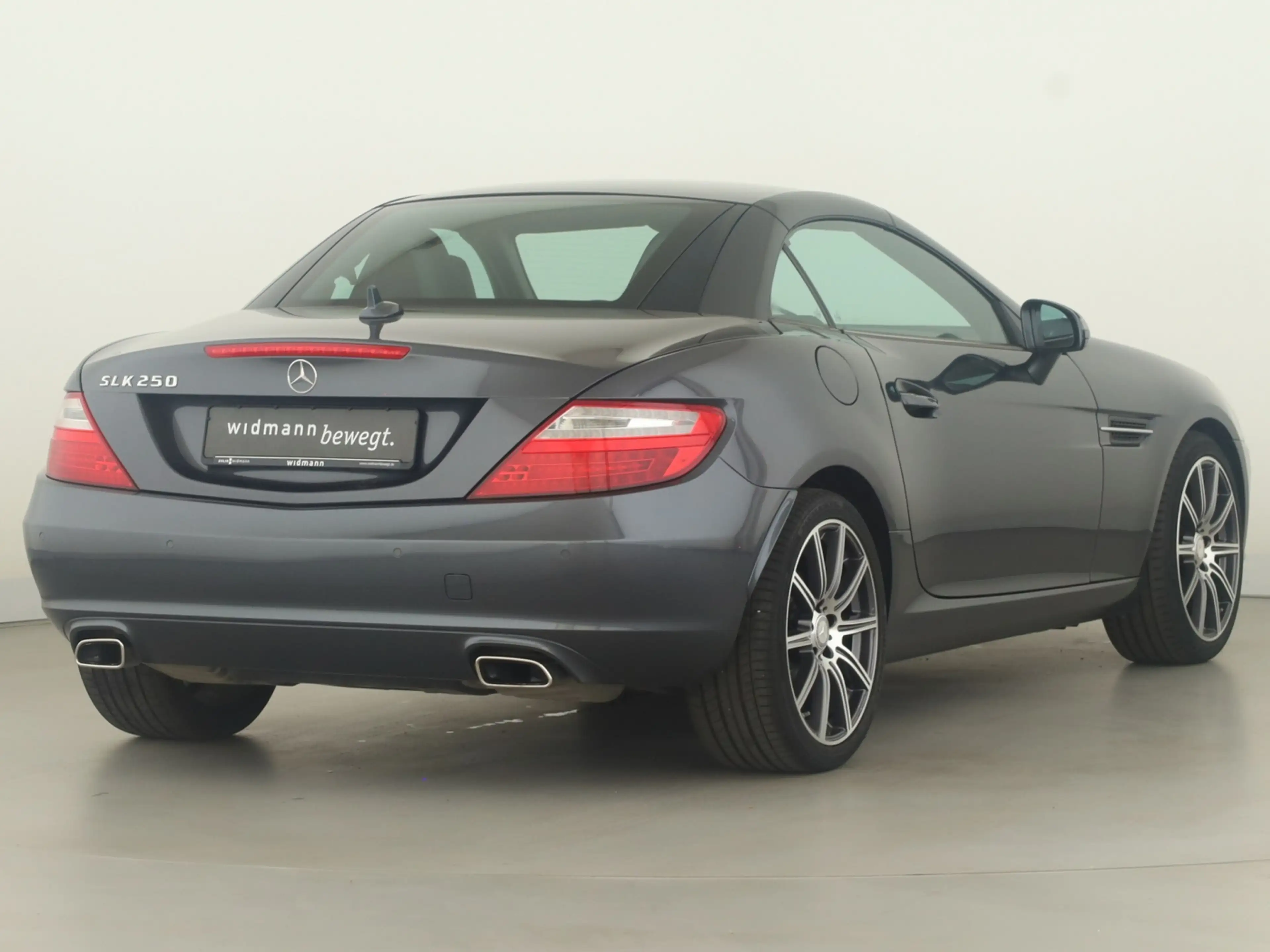 Mercedes-Benz SLK 250 Airscarf*Leder*Bi-Xenon + ILS*Comand*SHZ — photo 2