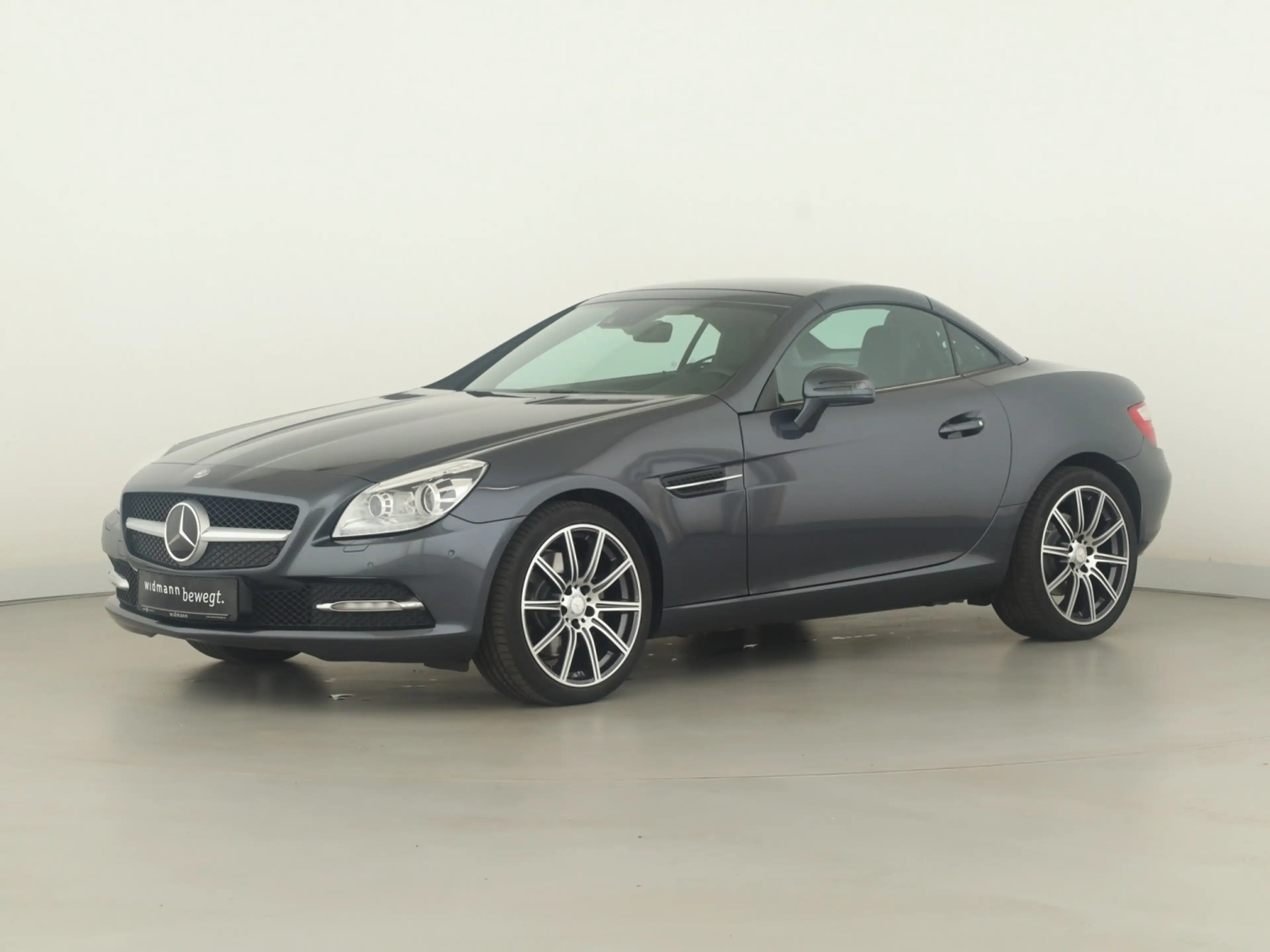 Mercedes-Benz SLK 250 Airscarf*Leder*Bi-Xenon + ILS*Comand*SHZ — photo 5