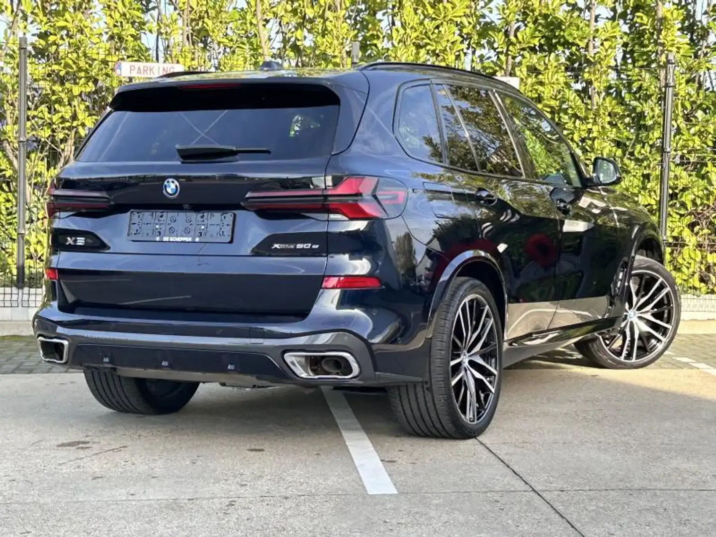 BMW X5 xD50e Zwart - 2