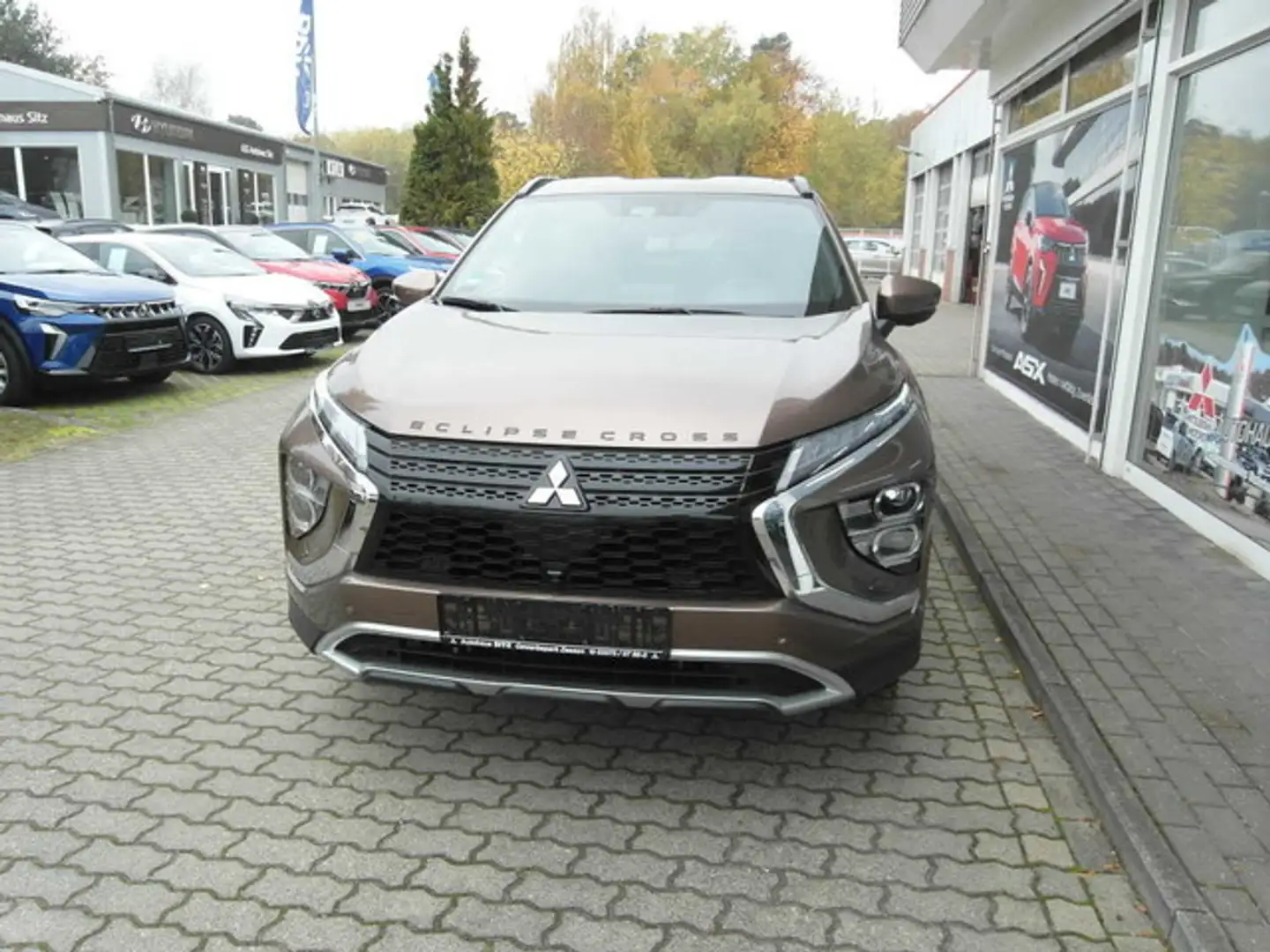 Mitsubishi Eclipse Cross PHEV 2.4 Select Plus Bronce - 2