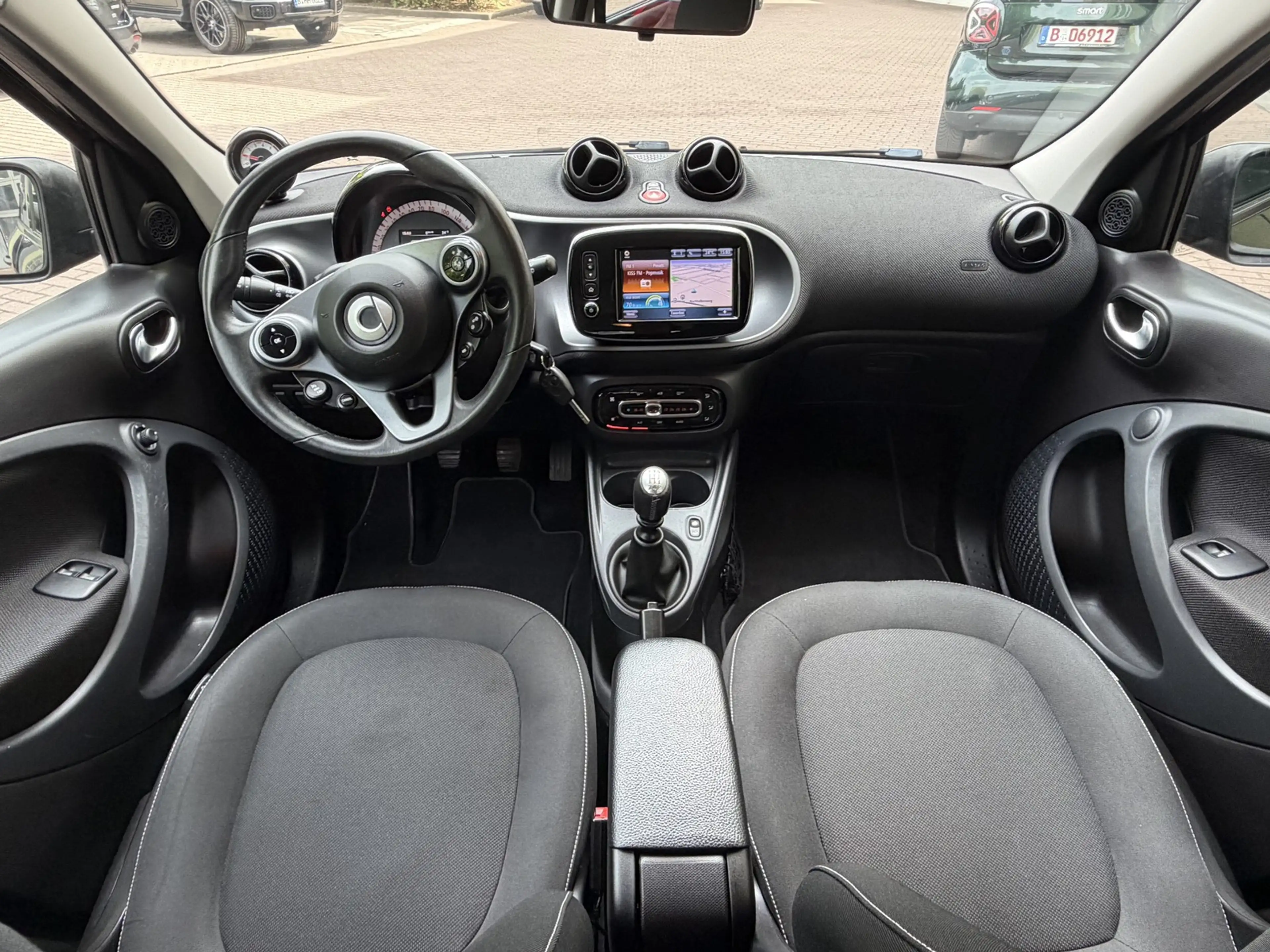 smart forFour forfour Basis 66 kW — photo 15