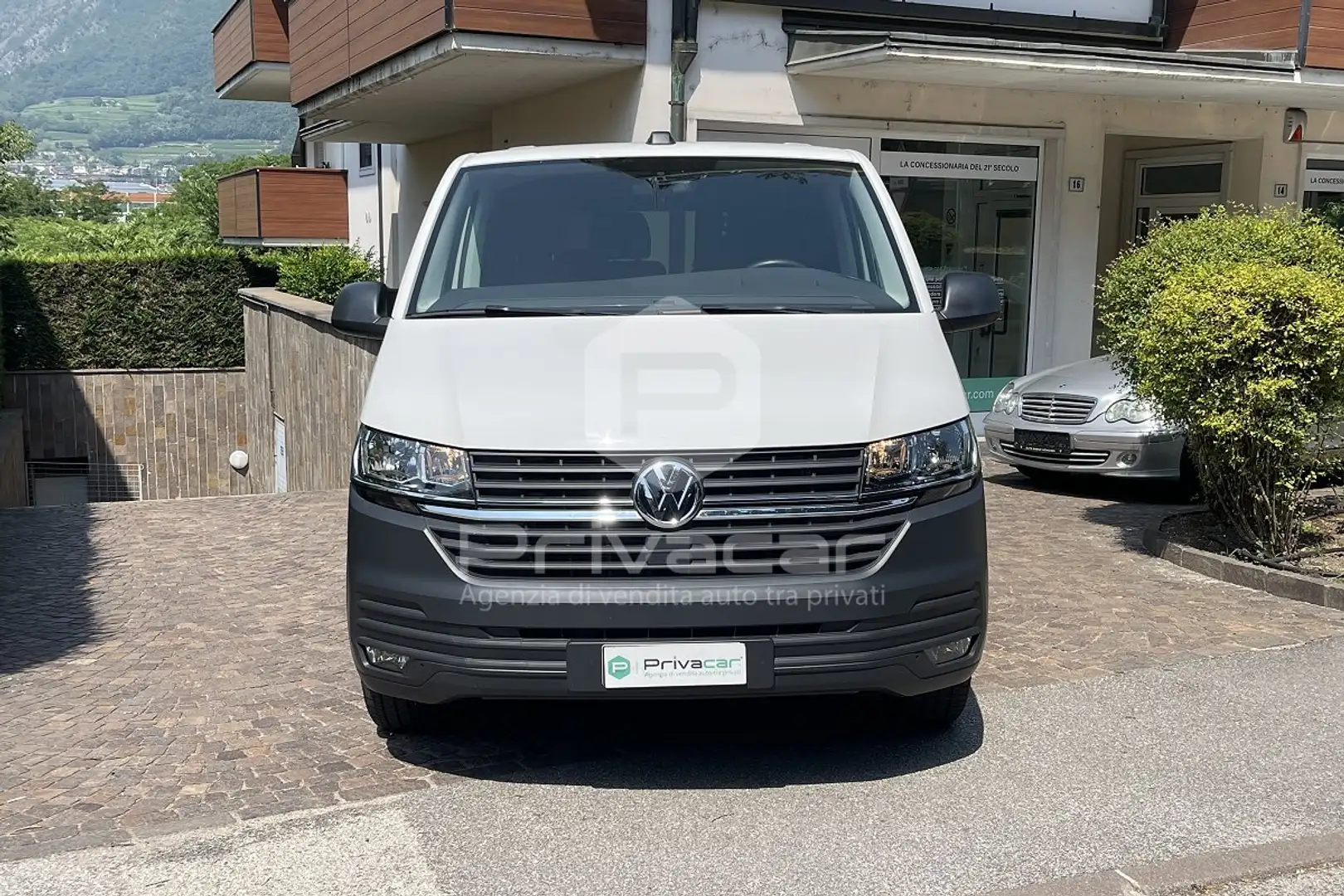 Volkswagen T6 Kombi Transporter 2.0 TDI 150CV DSG PC Kombi Blanco - 2