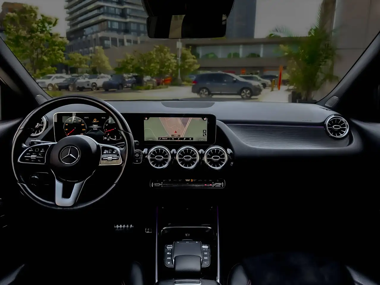 Mercedes-Benz GLA photo Mercedes-Benz GLA