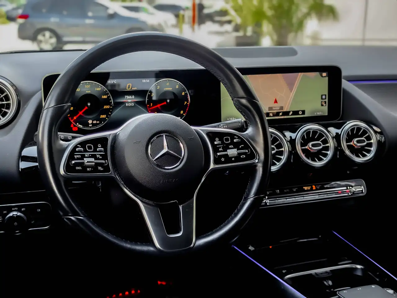 Mercedes-Benz GLA photo Mercedes-Benz GLA