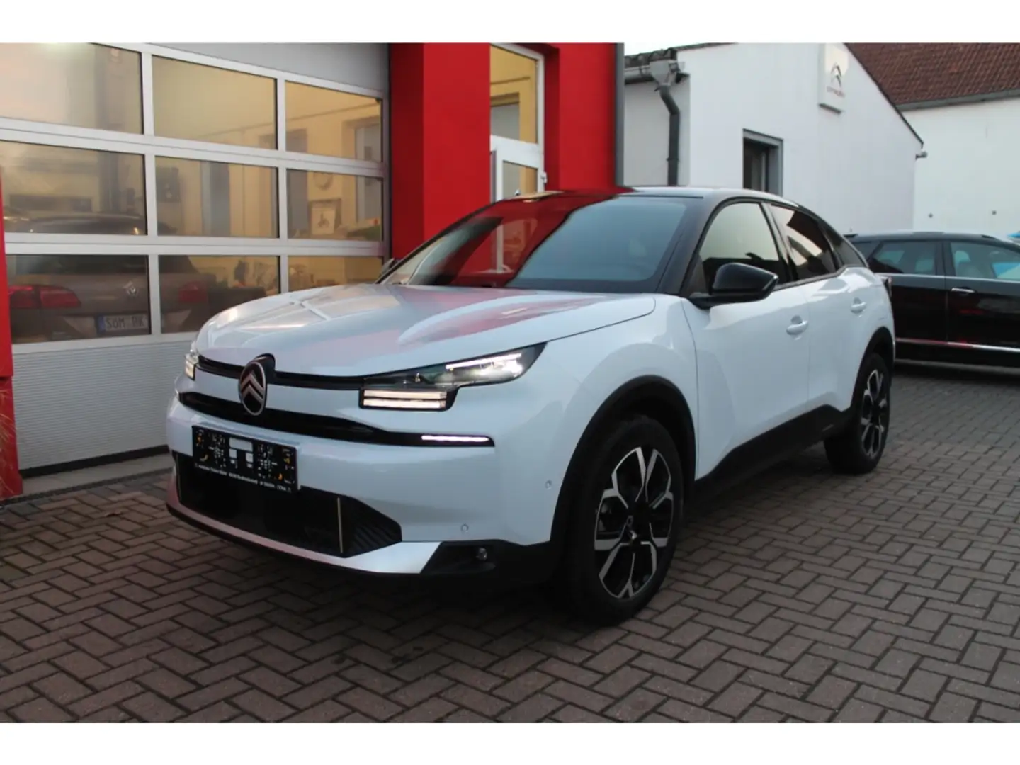 Citroen C4 PT130 EAT8 Max Winter Kamera Navi Shz Lhz Fshz Blanco - 1