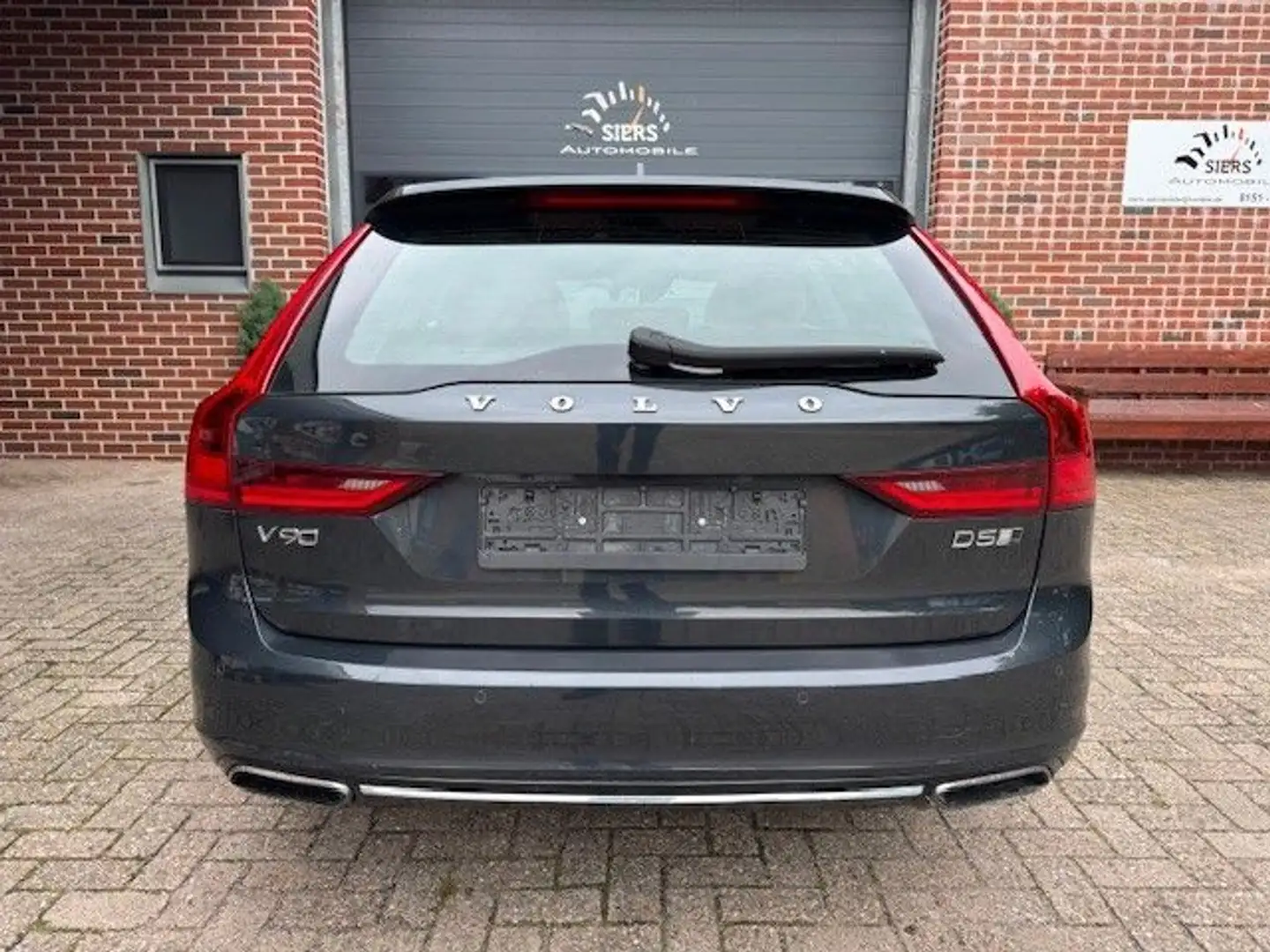 Volvo V90 D5 INSCRIPTION AWD AUT,LEDER,PANO,FULL LED Gri - 2