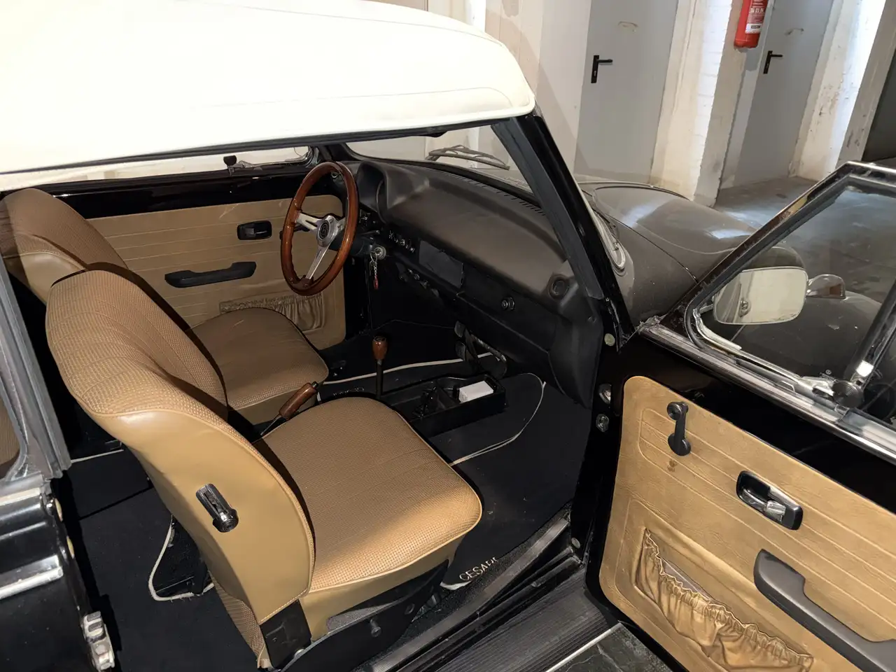 Volkswagen Maggiolino Cabrio Karman, foto 7