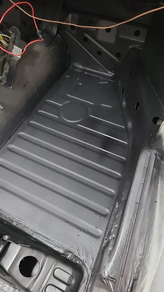 Volkswagen Maggiolino Cabrio Karman, foto 12