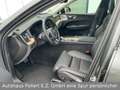 Volvo XC60 Ultra Dark Recharge Plug-In Hybrid AWD - thumbnail 9
