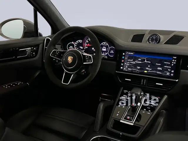 Porsche Cayenne view 2