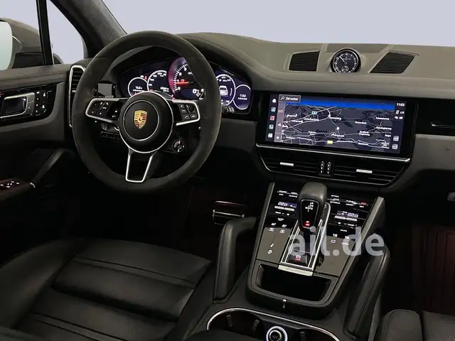 Porsche Cayenne view 11