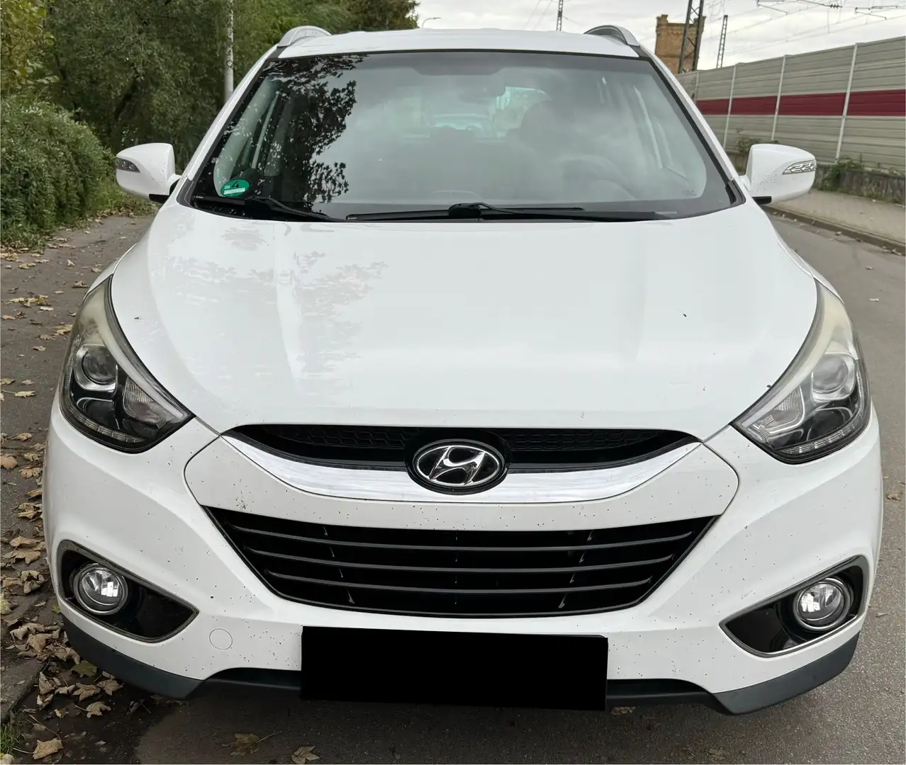 Hyundai iX35 2.0 CRDi 4WD Automatik Trend Weiß - 2