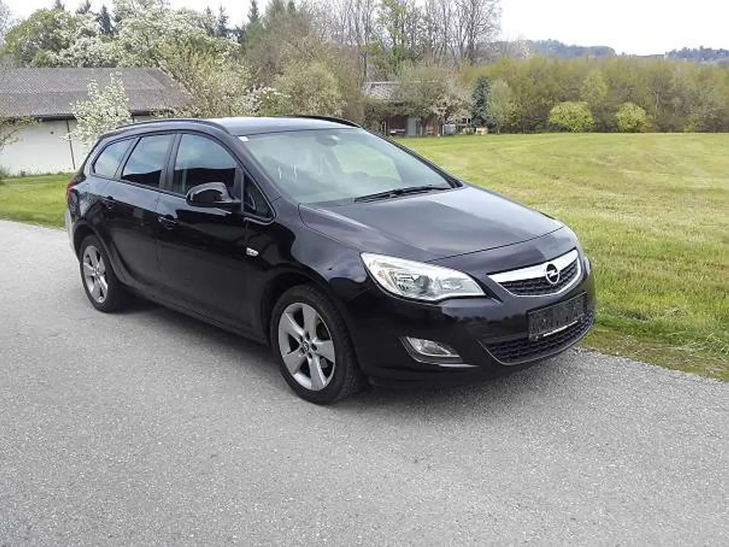 Opel Astra Astra ST 1,4 Turbo Ecotec Edition Edition Schwarz - 2