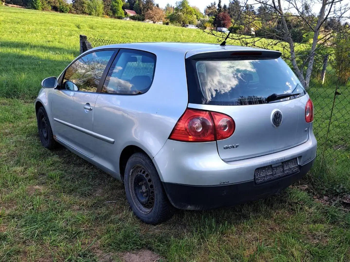 Volkswagen Golf Golf 1.6 Tour Edition Stříbrná - 1