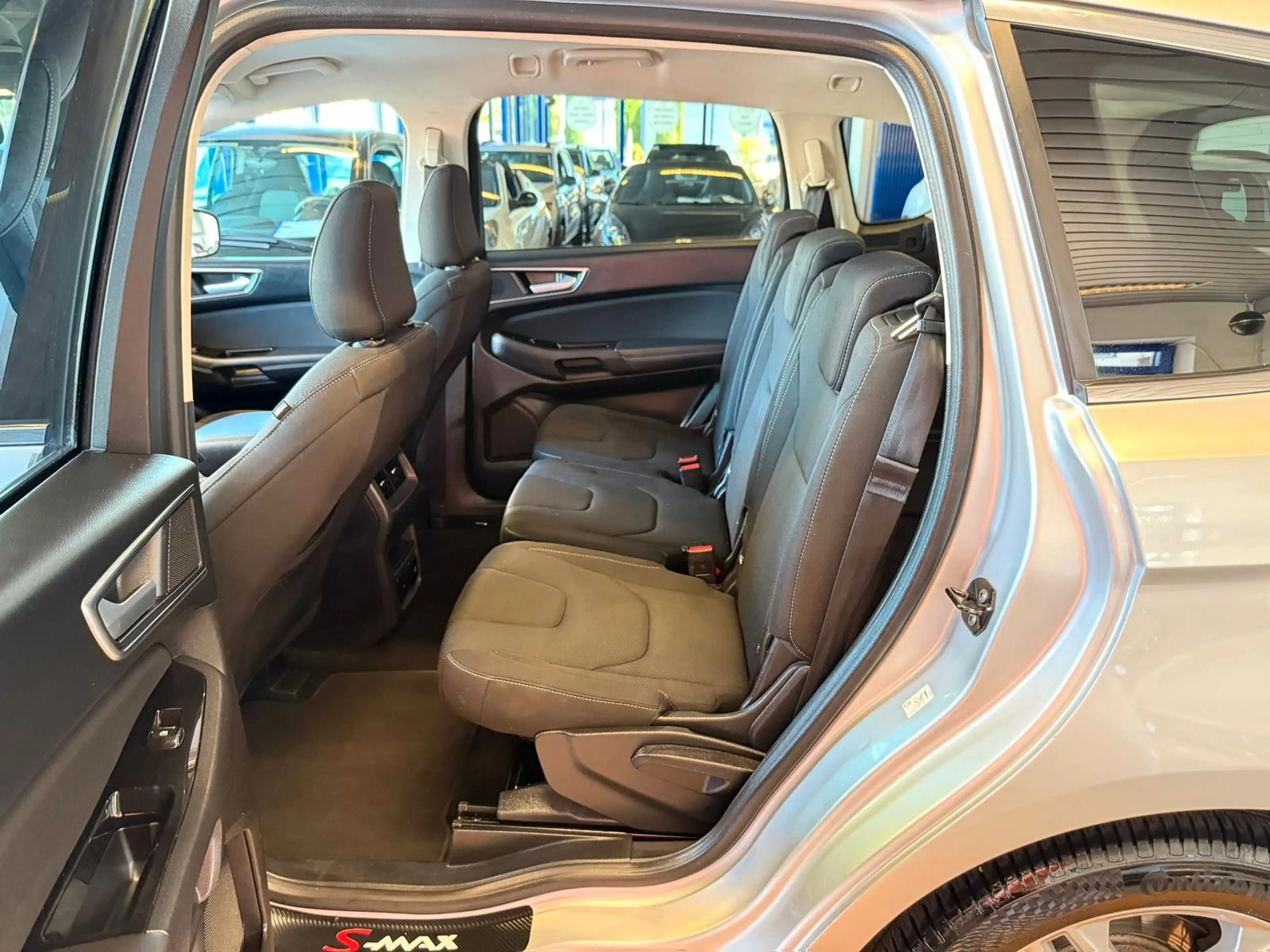Ford S-Max S-MAX Titanium 7-Sitzer / Autom. / Navi / R-Kam — photo 10